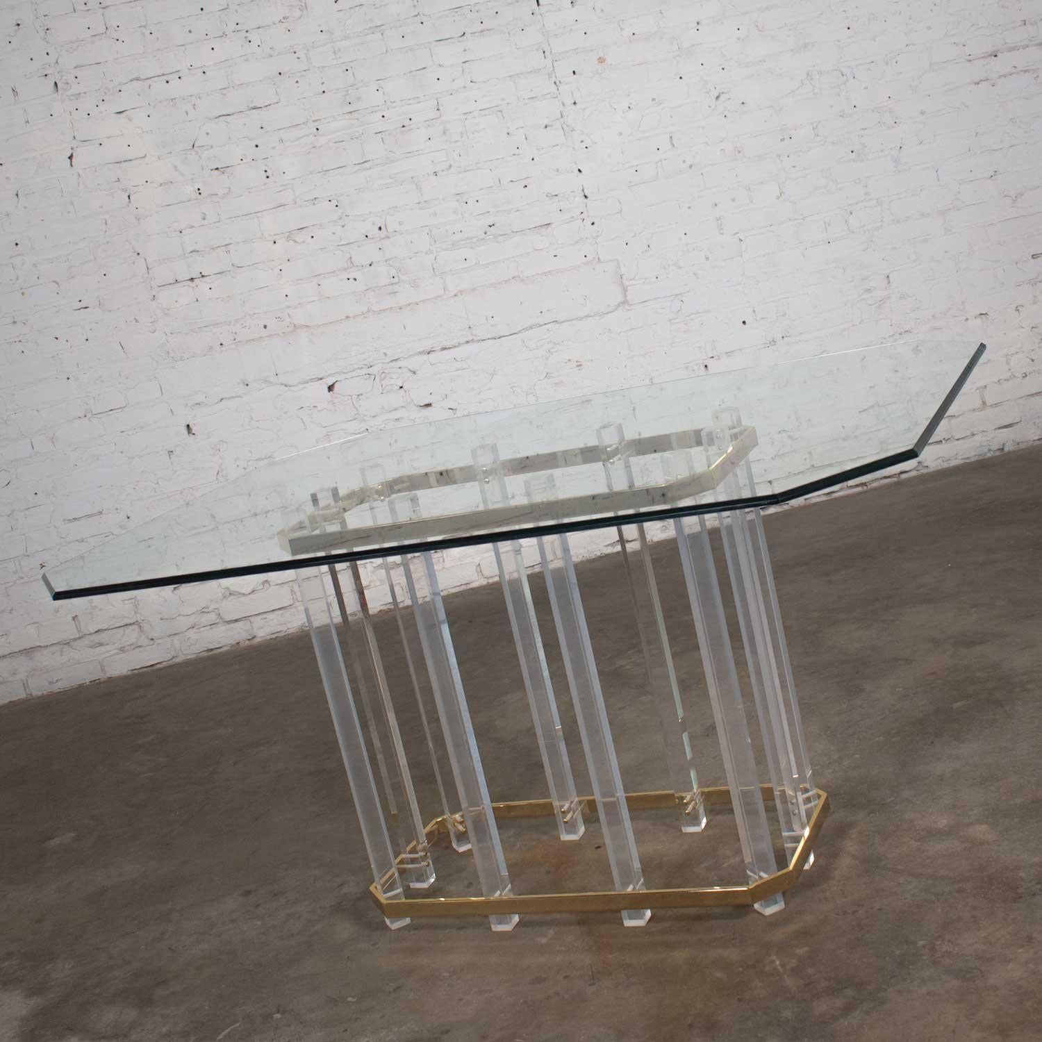 Hollywood Regency Glass Brass and Lucite Dining Table Style Charles Hollis Jones In Good Condition For Sale In Topeka, KS