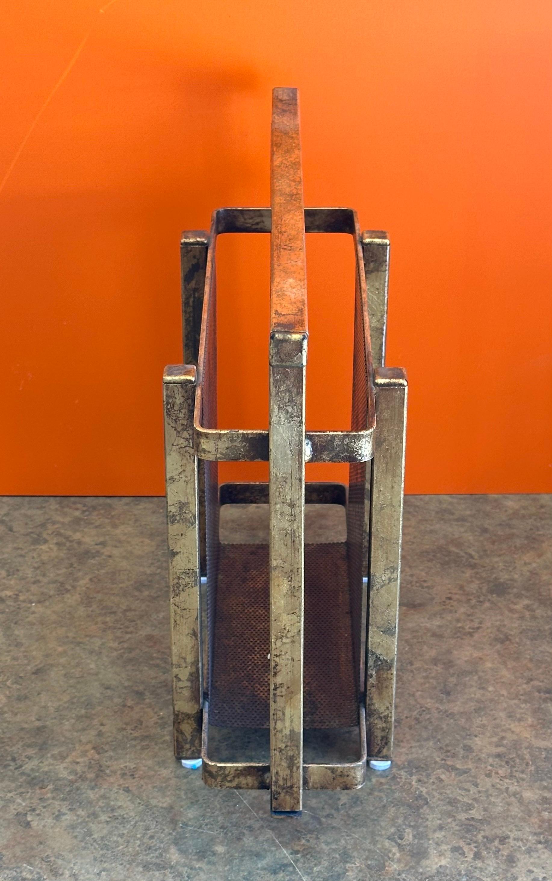 Hollywood Regency Gold Gilt Italian Magazine Holder For Sale 3