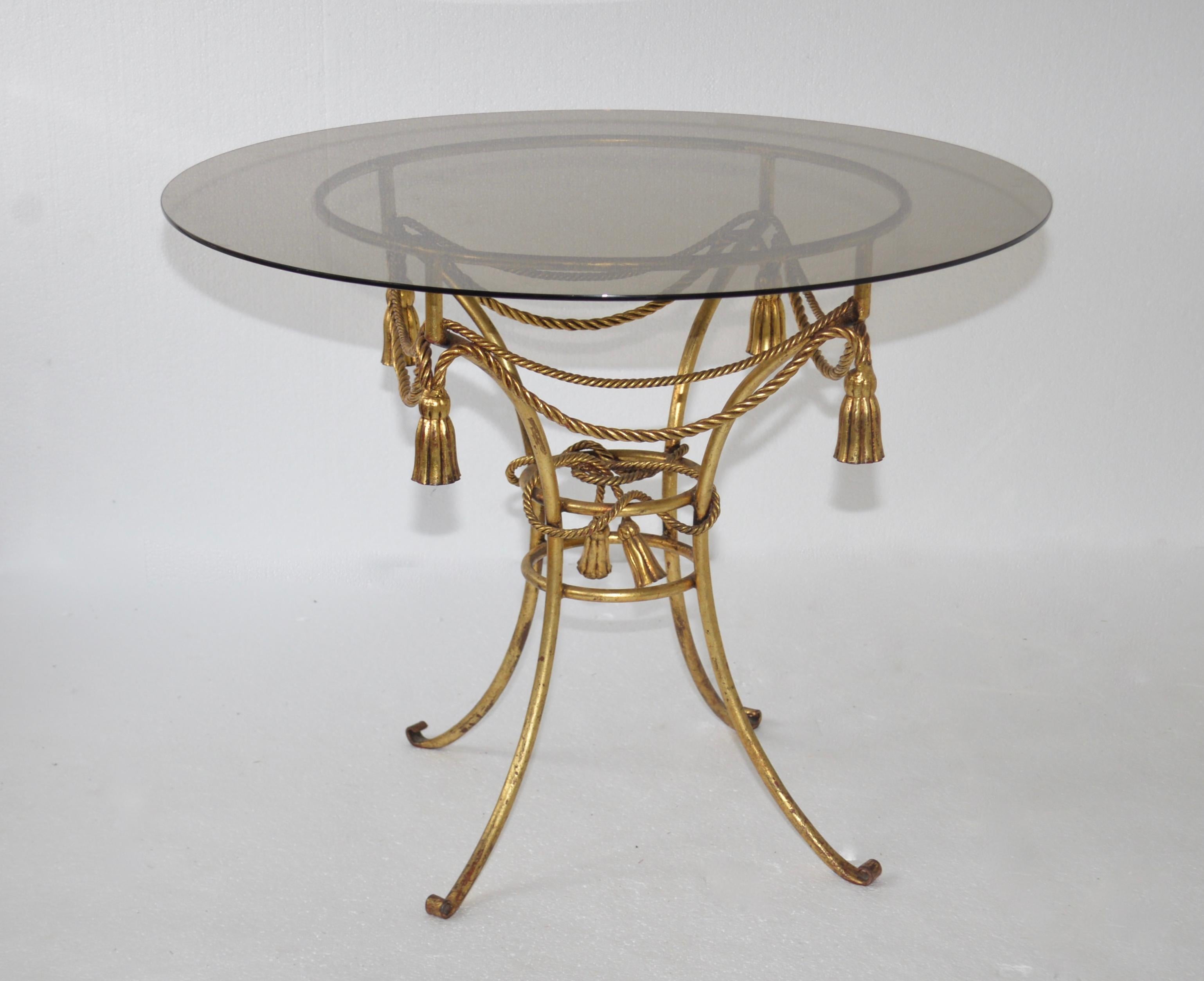 Hollywood Regency Gold Gilt Table In Good Condition In Crowborough, East Sussex