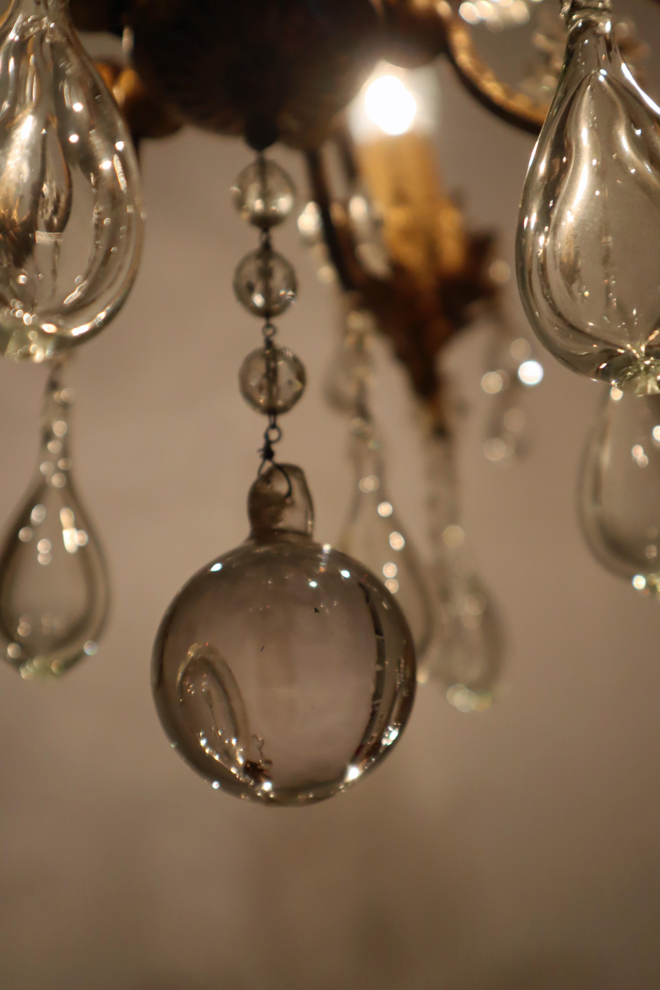 Mid-20th Century Hollywood Regency Golden Stars and Water Drops Chandelier, Italy 1930s For Sale