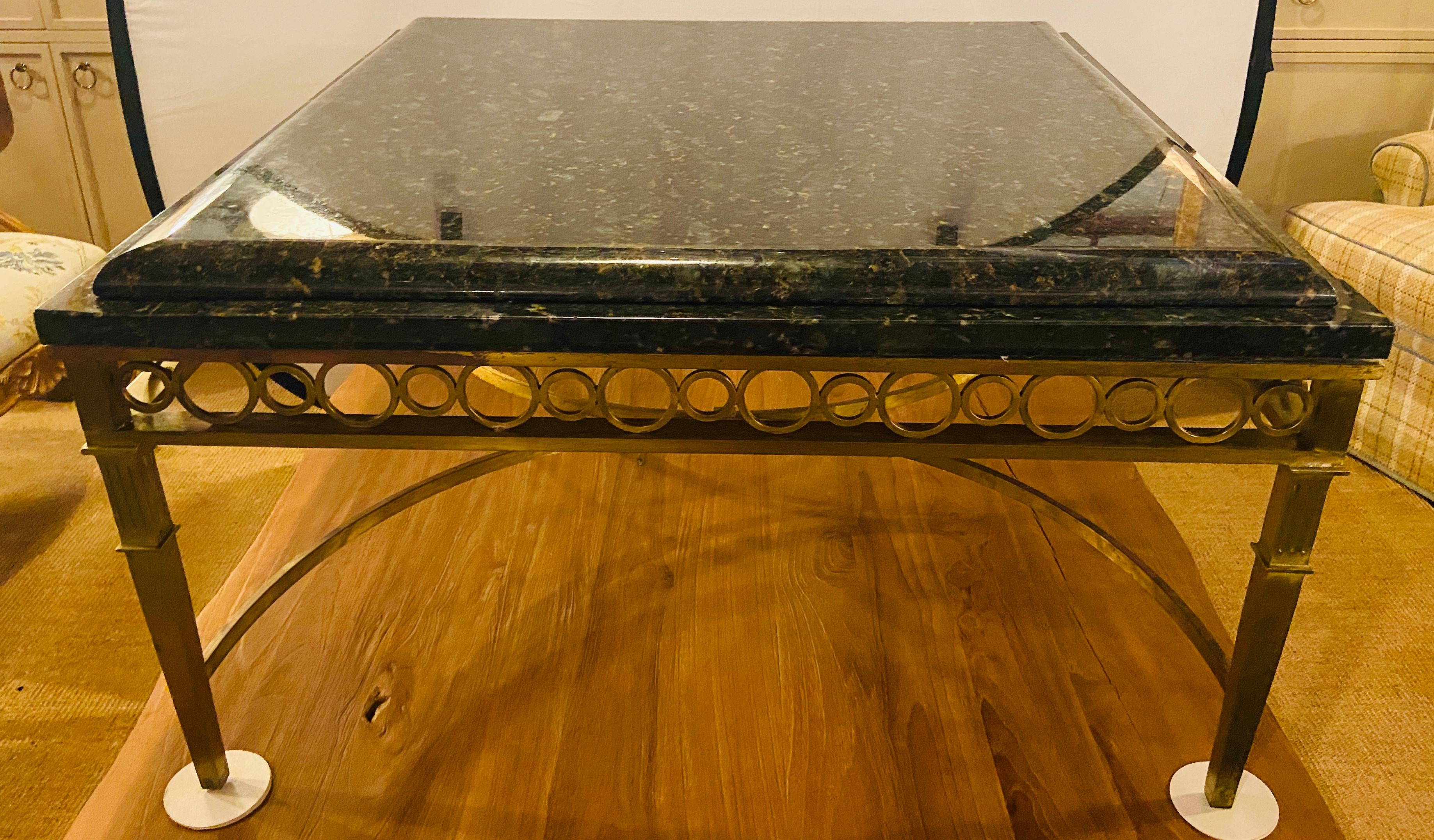 Hollywood Regency Granite Top on Brass Base Center or Cocktail Table In Good Condition For Sale In Plainview, NY