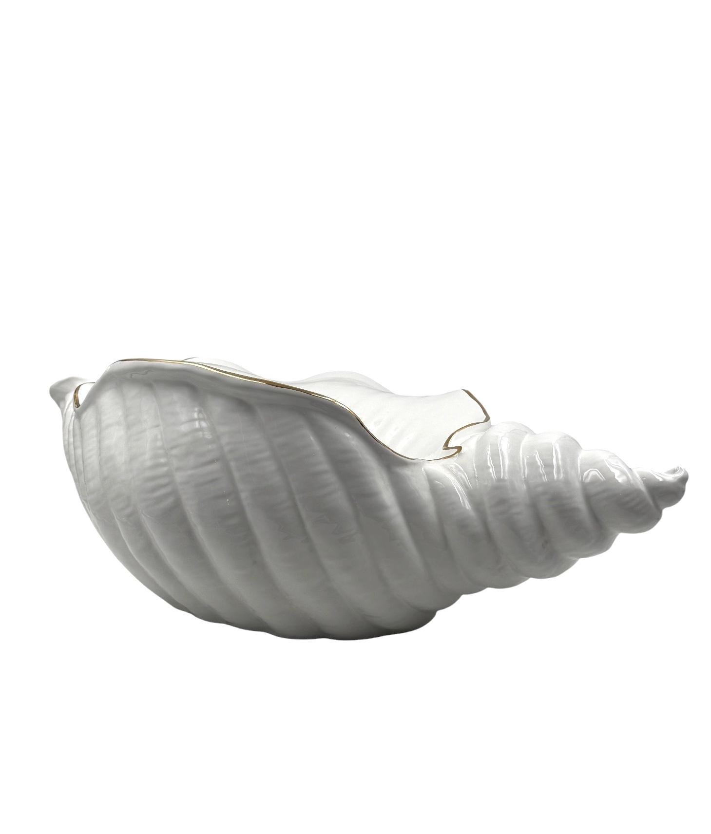Hollywood regency great ceramic shell sculpture, Italy 1970s For Sale 9