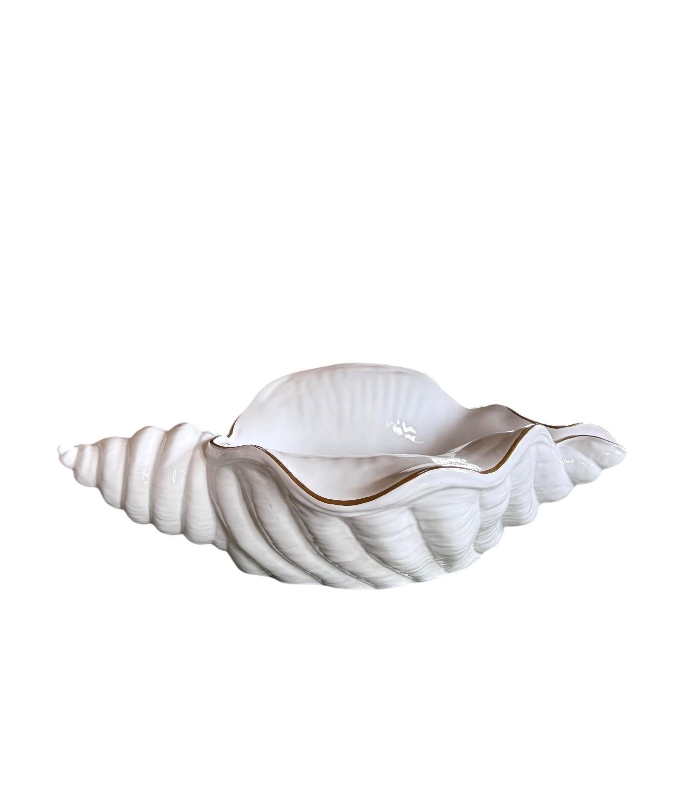 Hollywood regency great ceramic shell sculpture, Italy 1970s In Excellent Condition For Sale In Firenze, IT