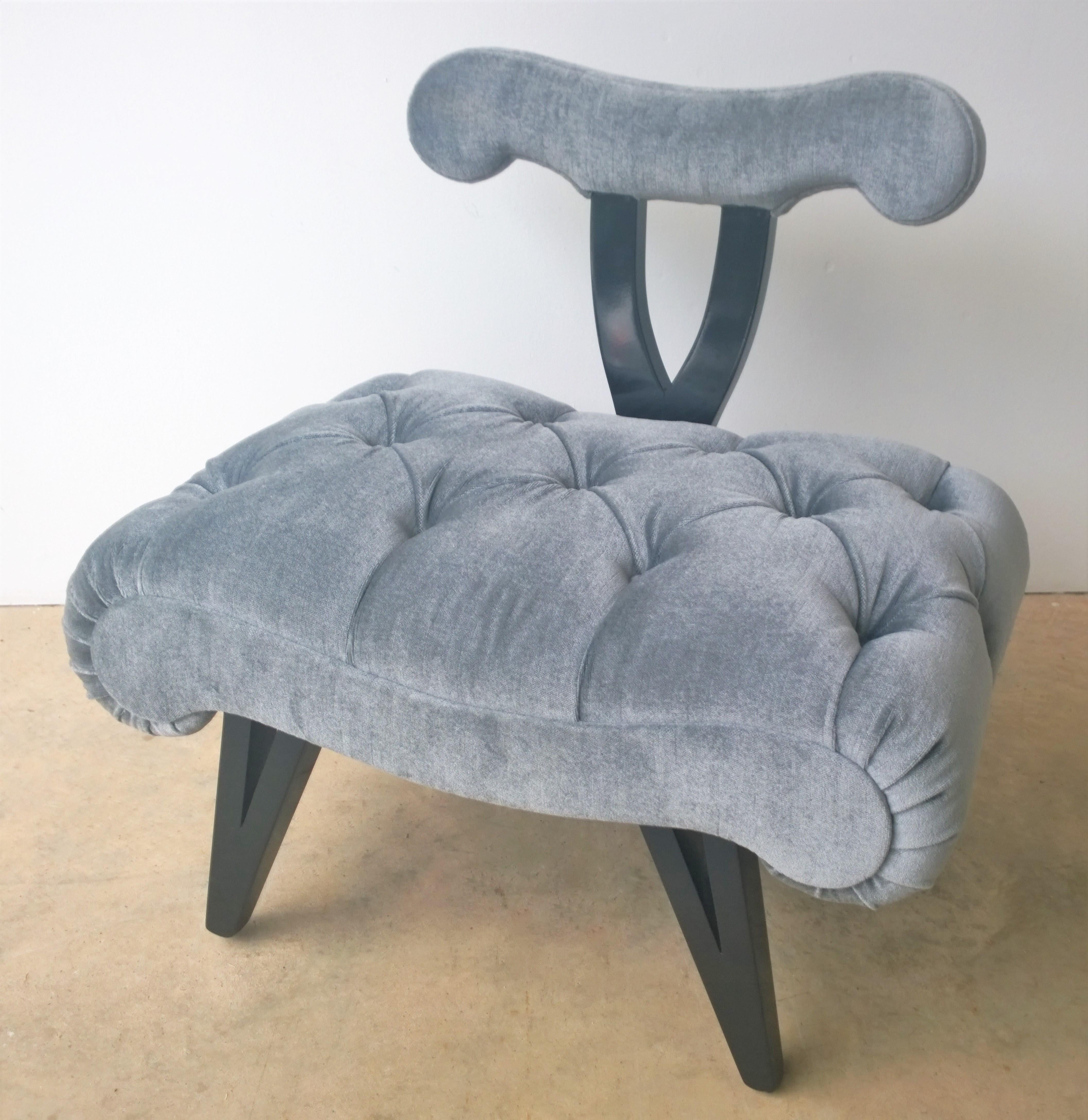 Hollywood Regency Grosfeld House Tufted Gray Mohair Ebonized Wood Slipper Chair For Sale 4