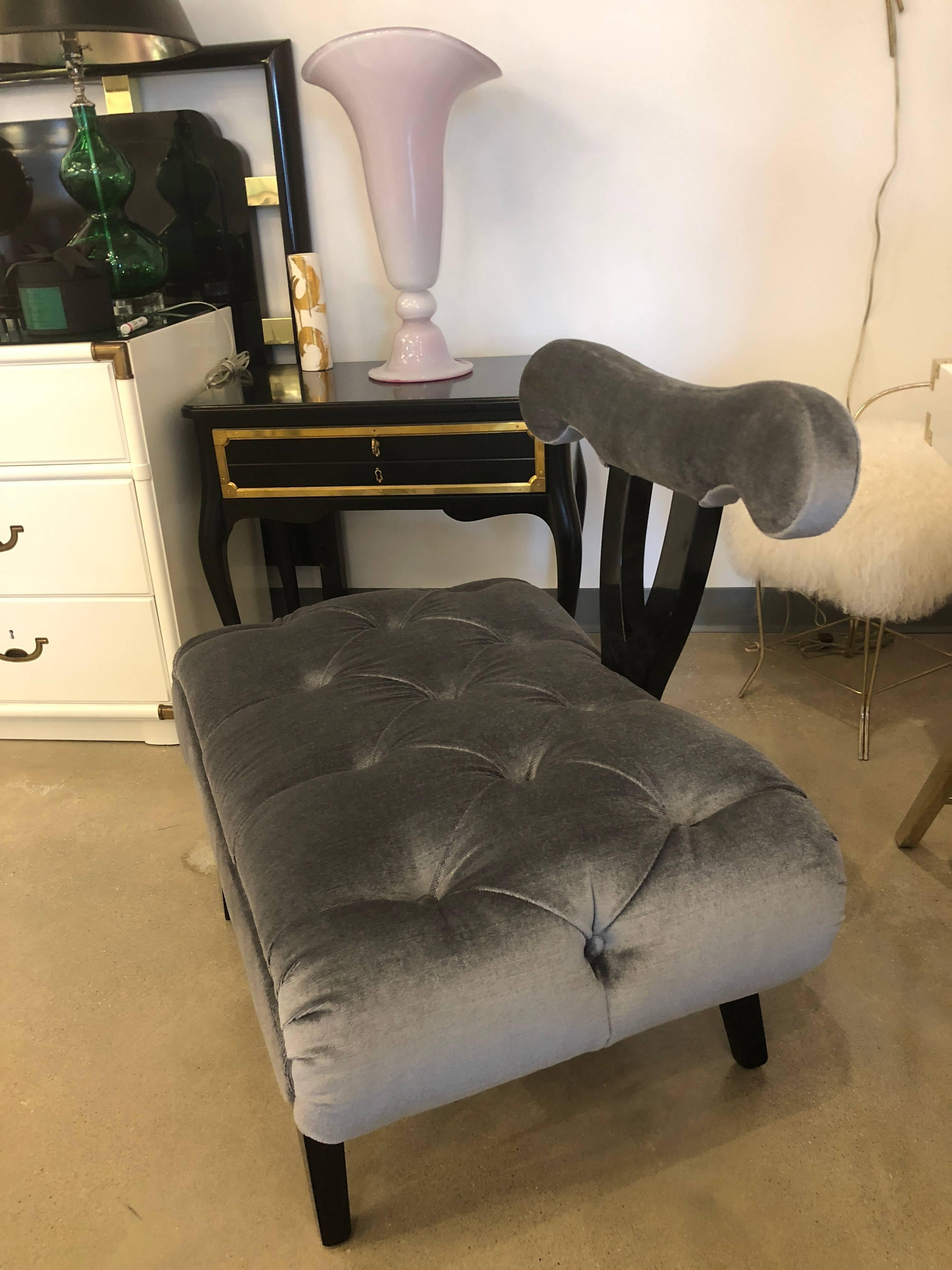 Hollywood Regency Grosfeld House Tufted Gray Mohair Ebonized Wood Slipper Chair For Sale 11