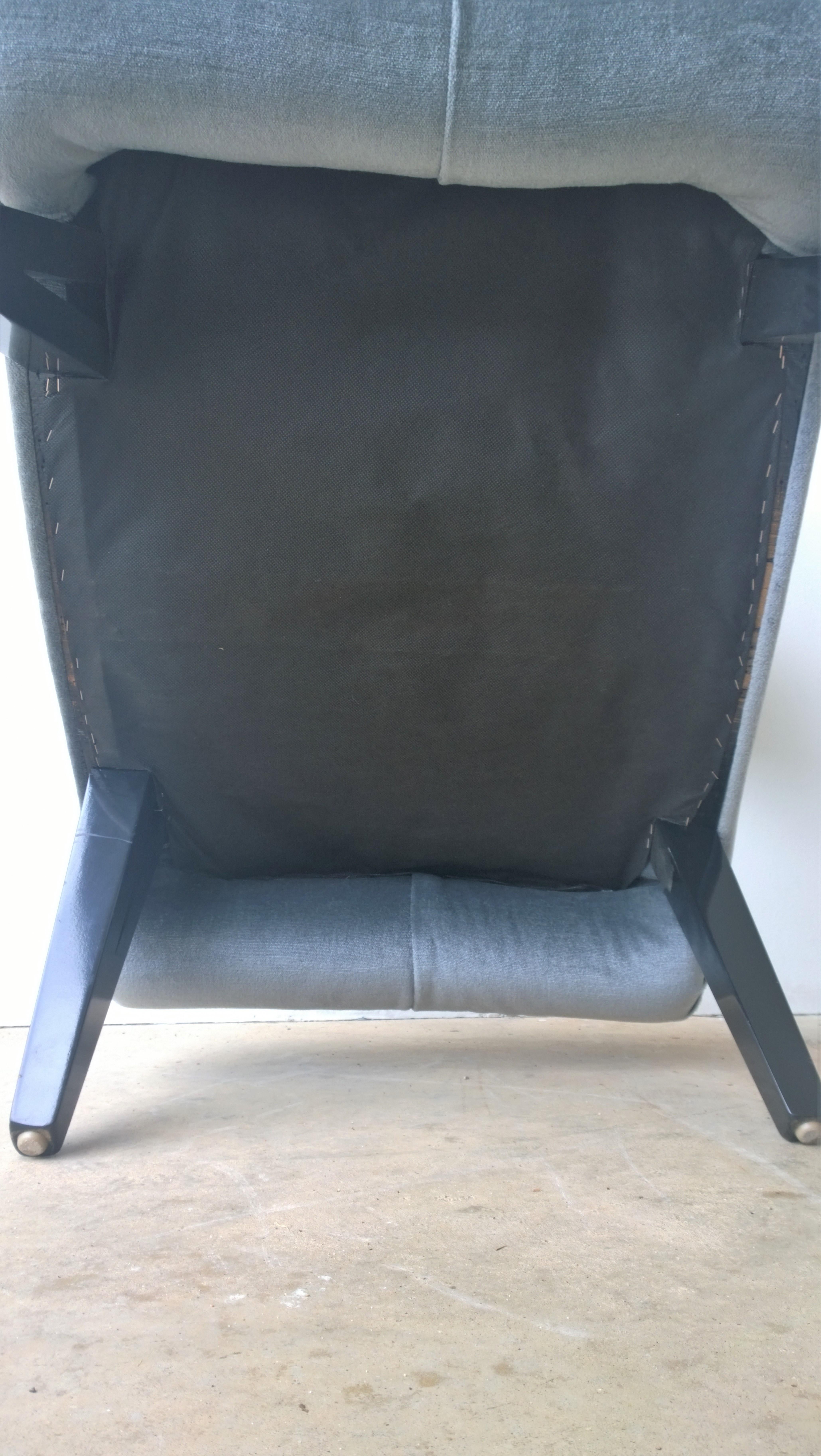 Hollywood Regency Grosfeld House Tufted Gray Mohair Ebonized Wood Slipper Chair For Sale 13