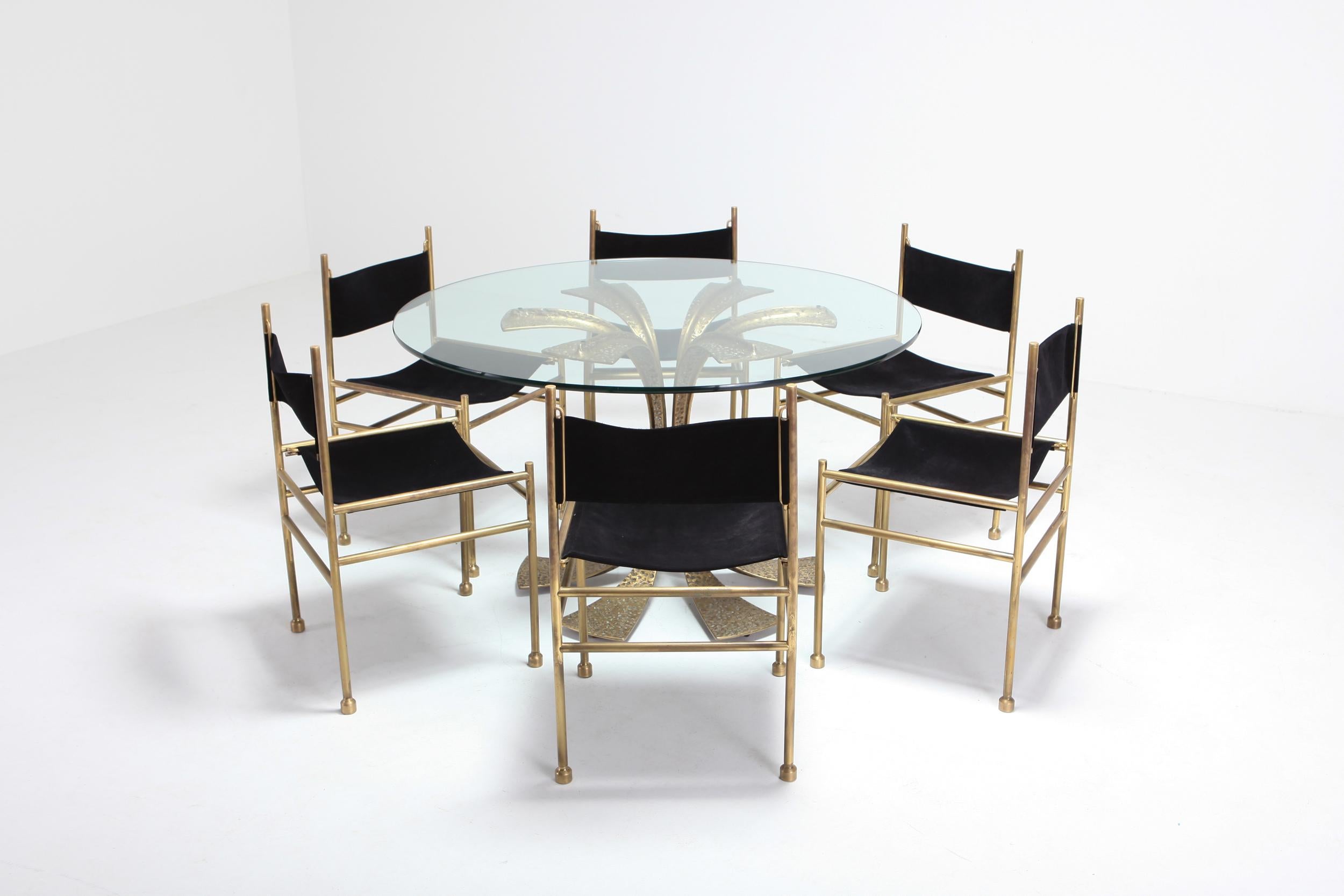 Hollywood Regency Hammered Brass Dining Table by Luciano Frigerio 3