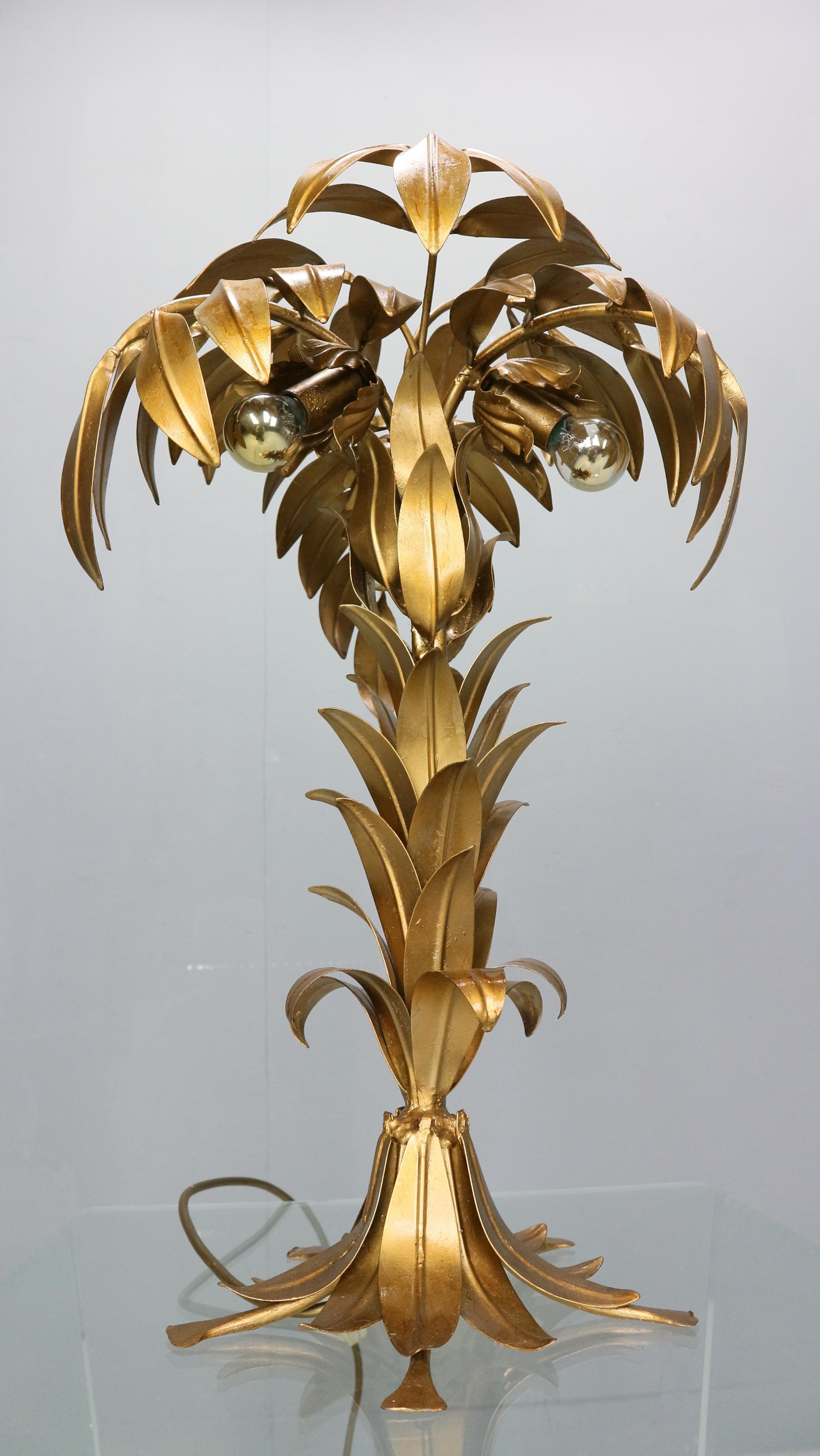 Hollywood regency HANS KOGL Lámpara de mesa palmera metal dorado 1970 Metal en venta