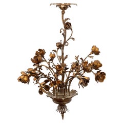 Lámpara de araña de estilo Hollywood Regency Hans Kögl de mediados de siglo con rosetón de bronce dorado