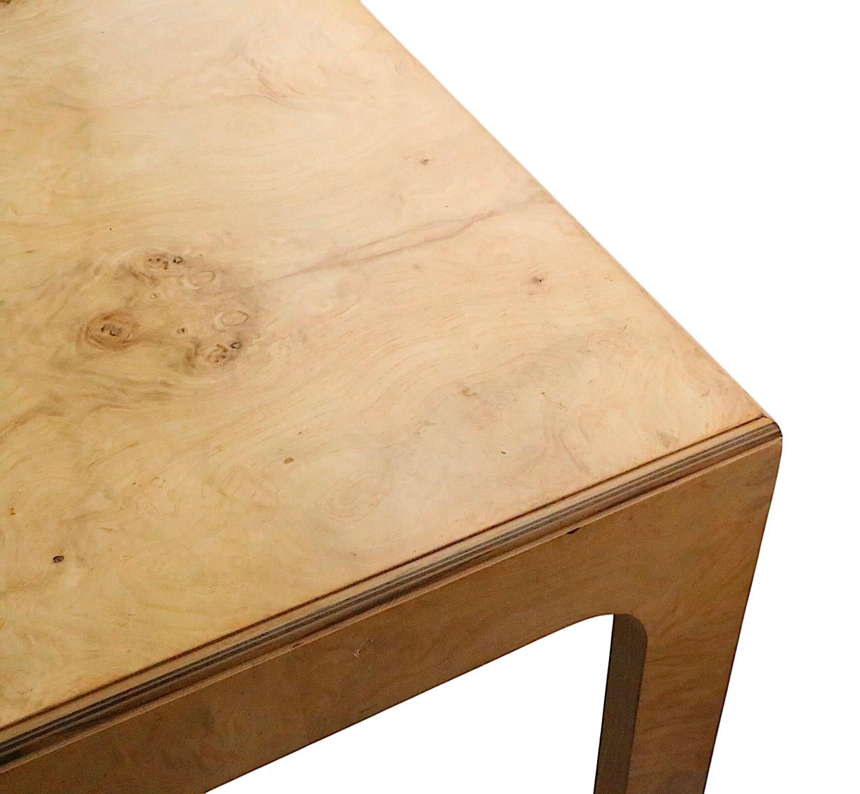20th Century Hollywood Regency  Henredon Scene Two Burl Parsons Dining Table with Two Leaves For Sale