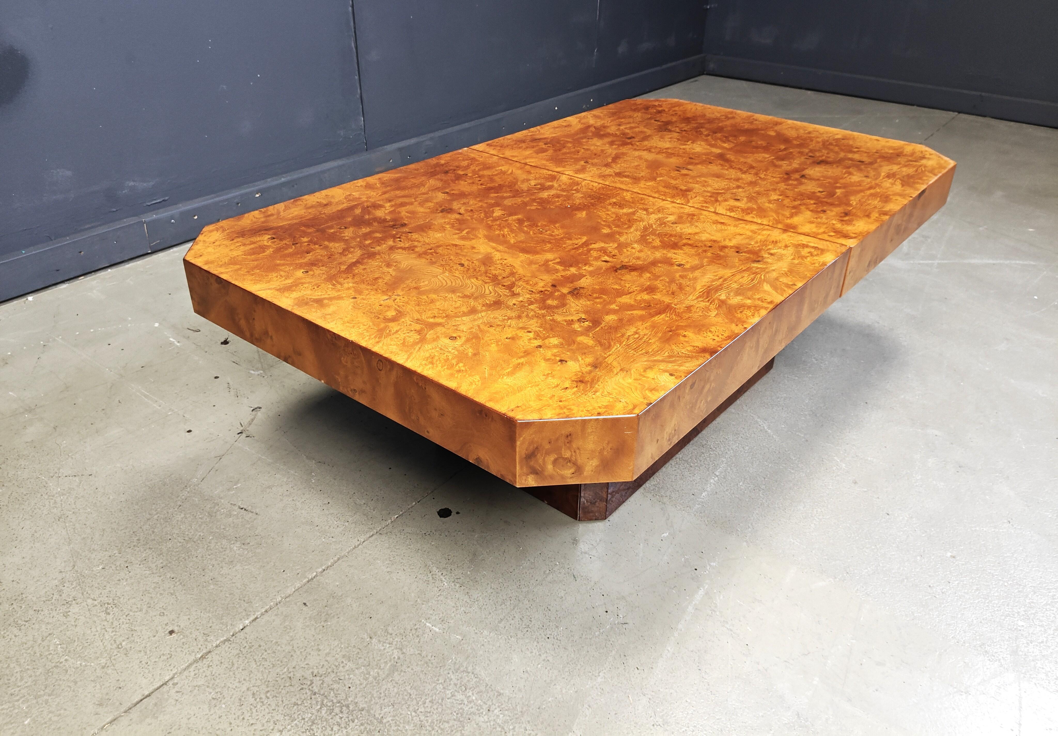 Mesa de centro con barra oculta Hollywood regency, años 70 en venta 1