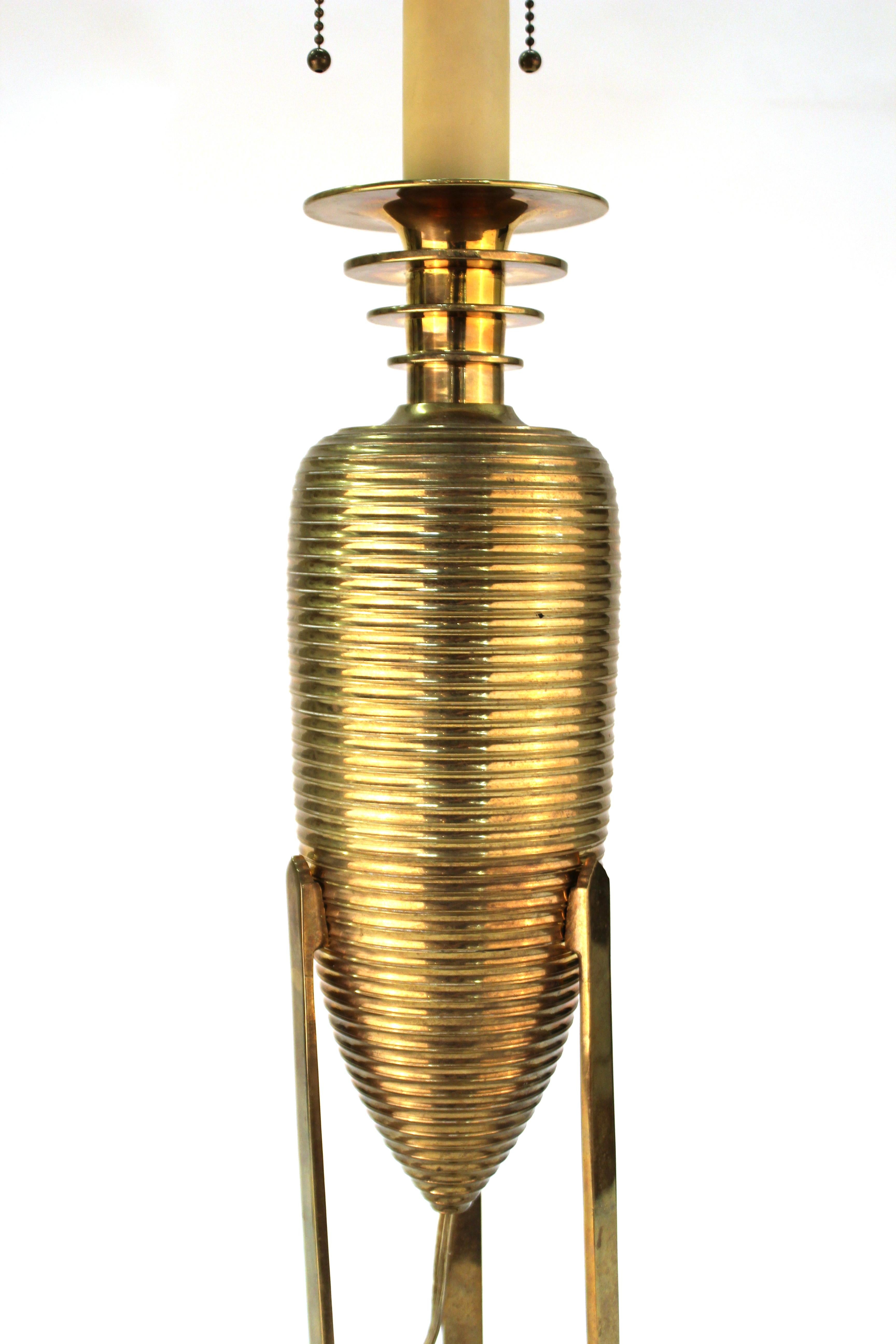 Hollywood Regency Honeycomb Brass Table Lamps In Good Condition For Sale In New York, NY
