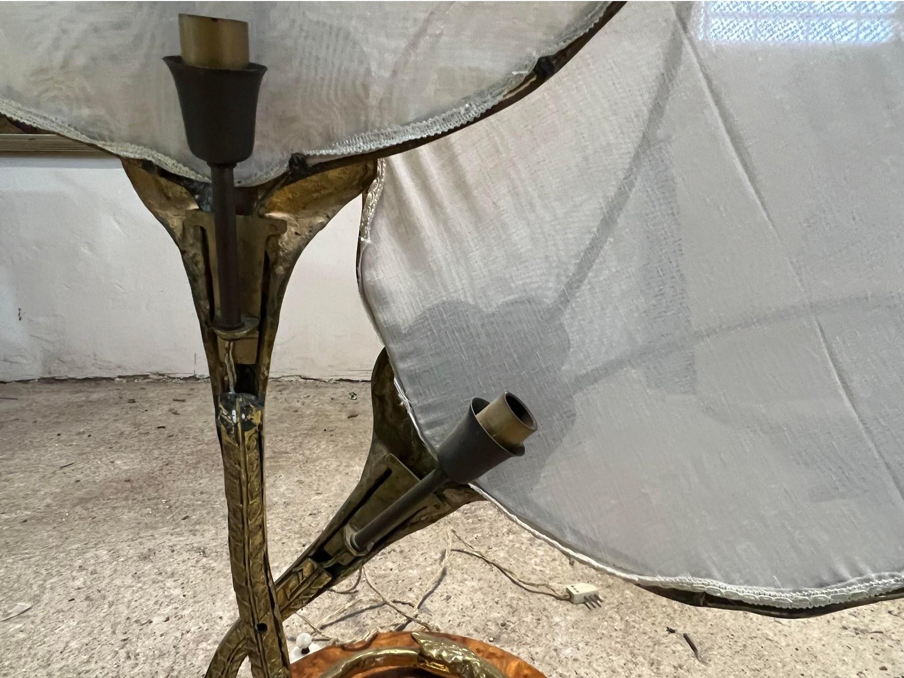 Hollywood Regency Italian Brass Desk Lamp en venta 4