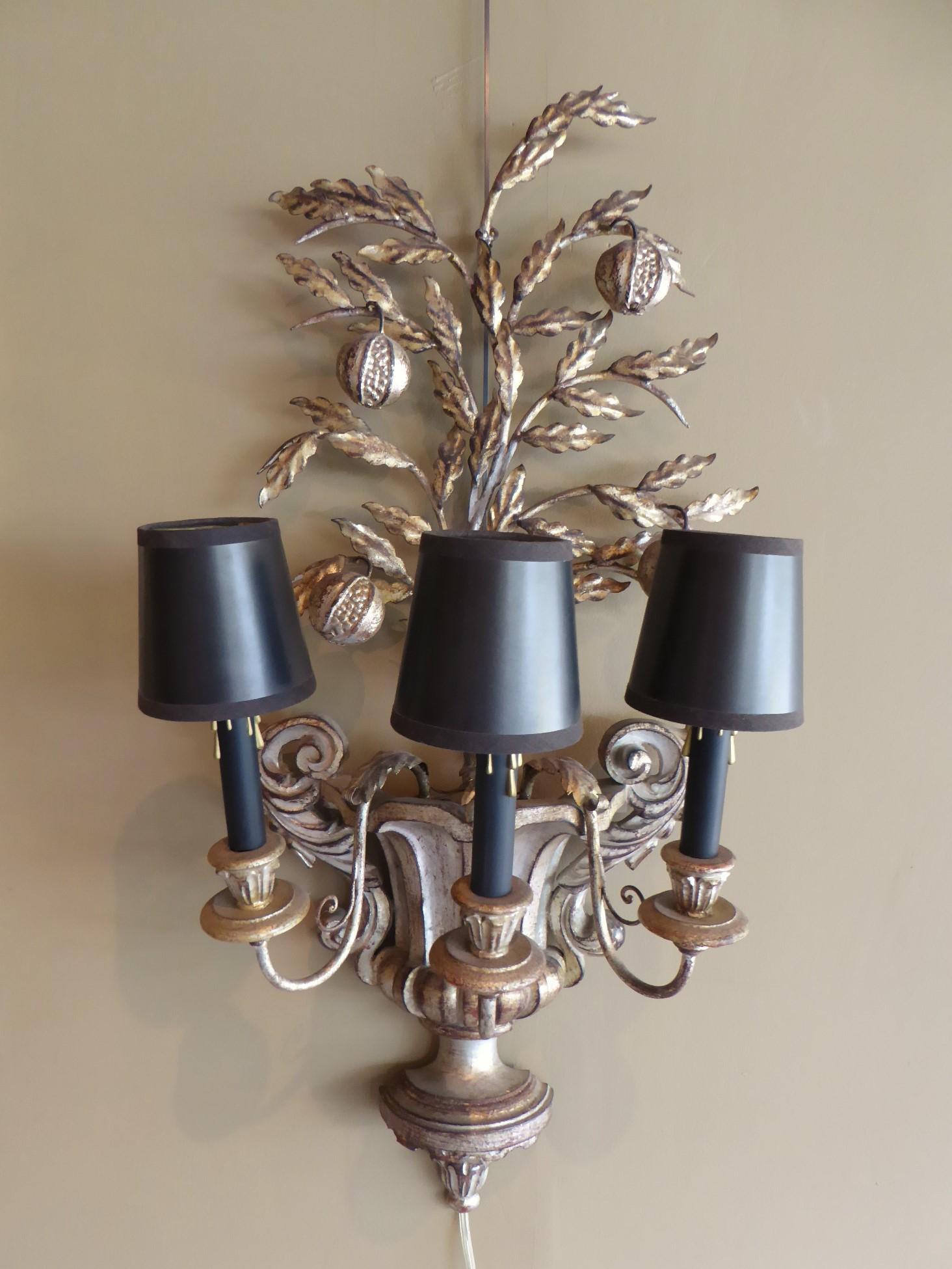 Rococo Revival Hollywood Regency Italian Carved Silvered Wood & Metal Pomegranate Tree Sconce  For Sale