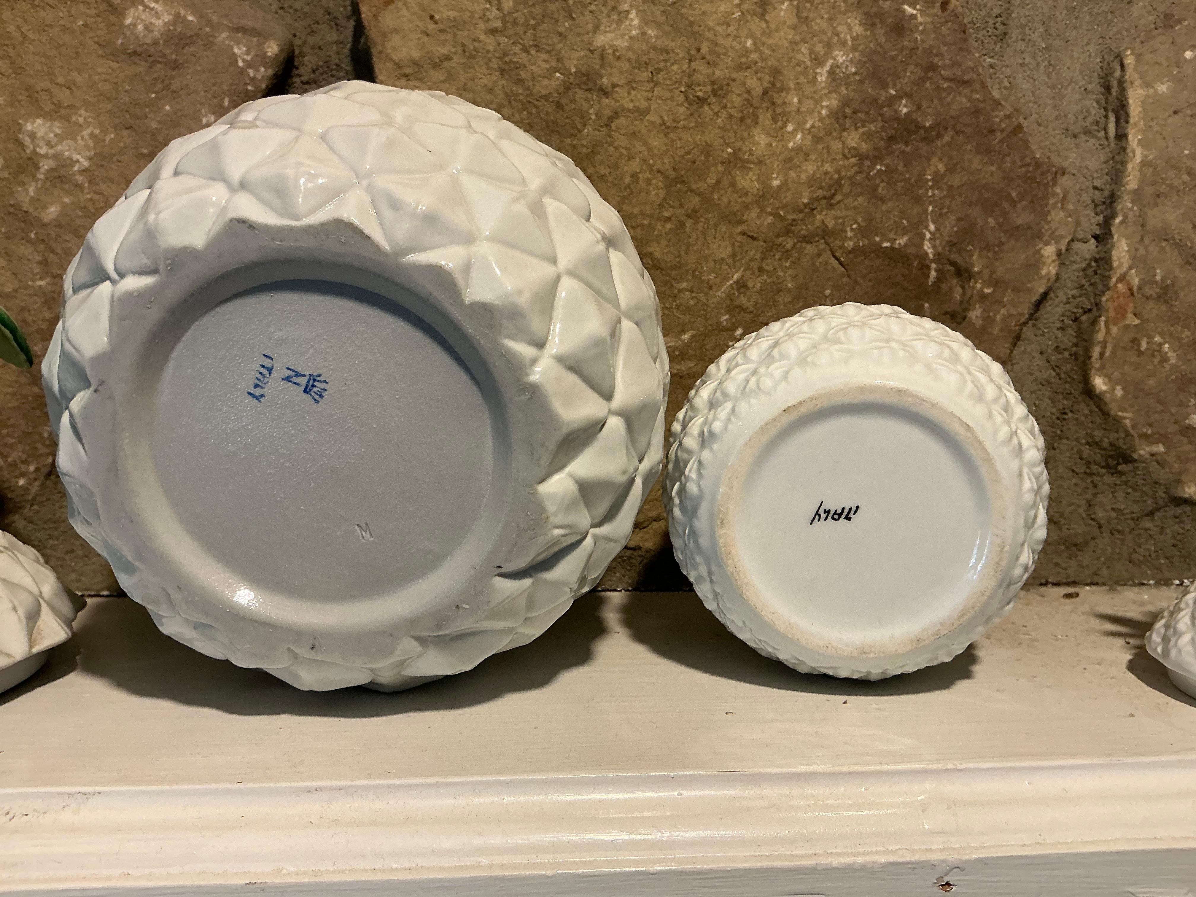 Vasetti / Cachepot in ceramica a forma di ananas Hollywood Regency - coppia In condizioni buone in vendita a Kennesaw, GA