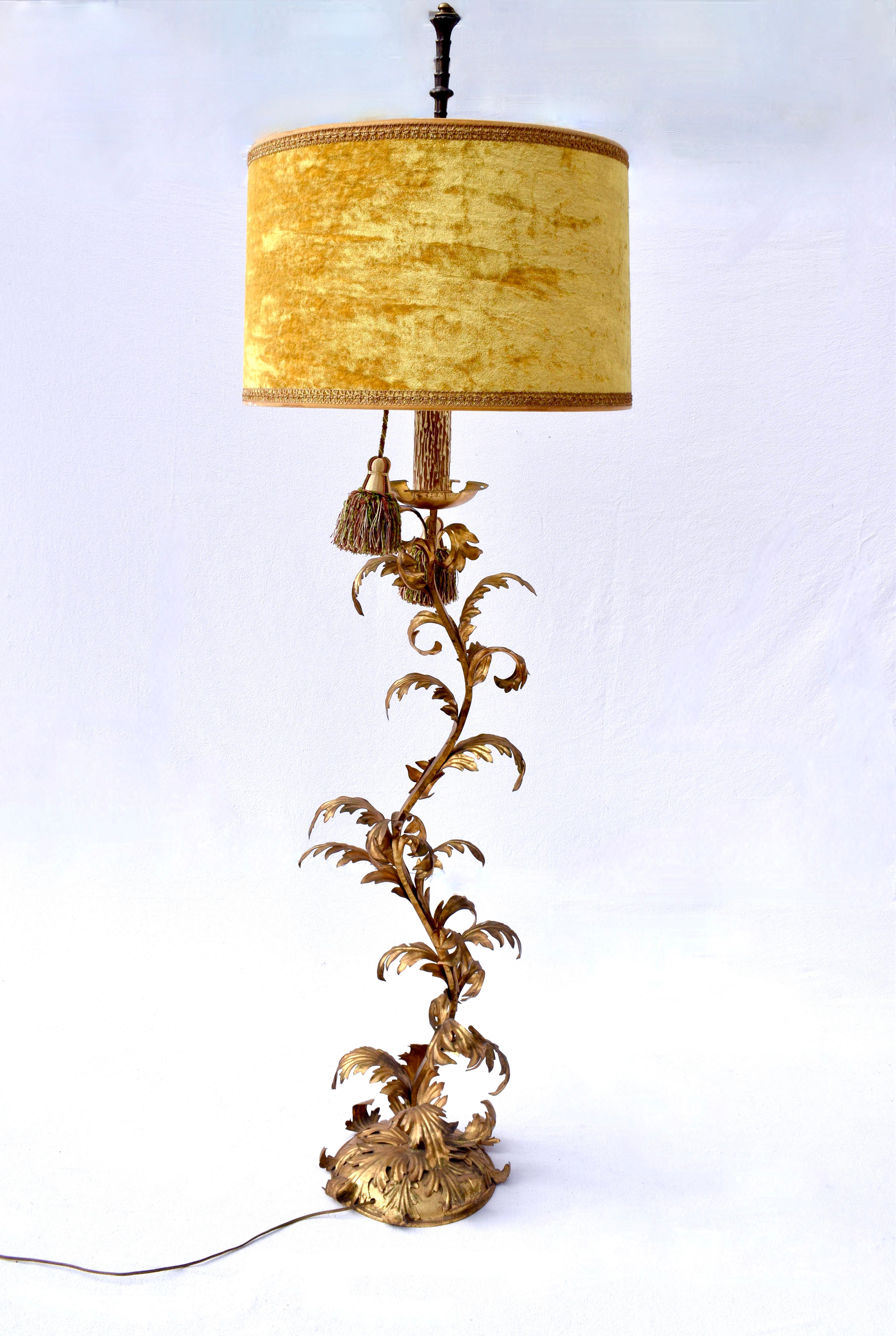 Brass Hollywood Regency Italian Gold Gilt Iron Floor Lamp For Sale