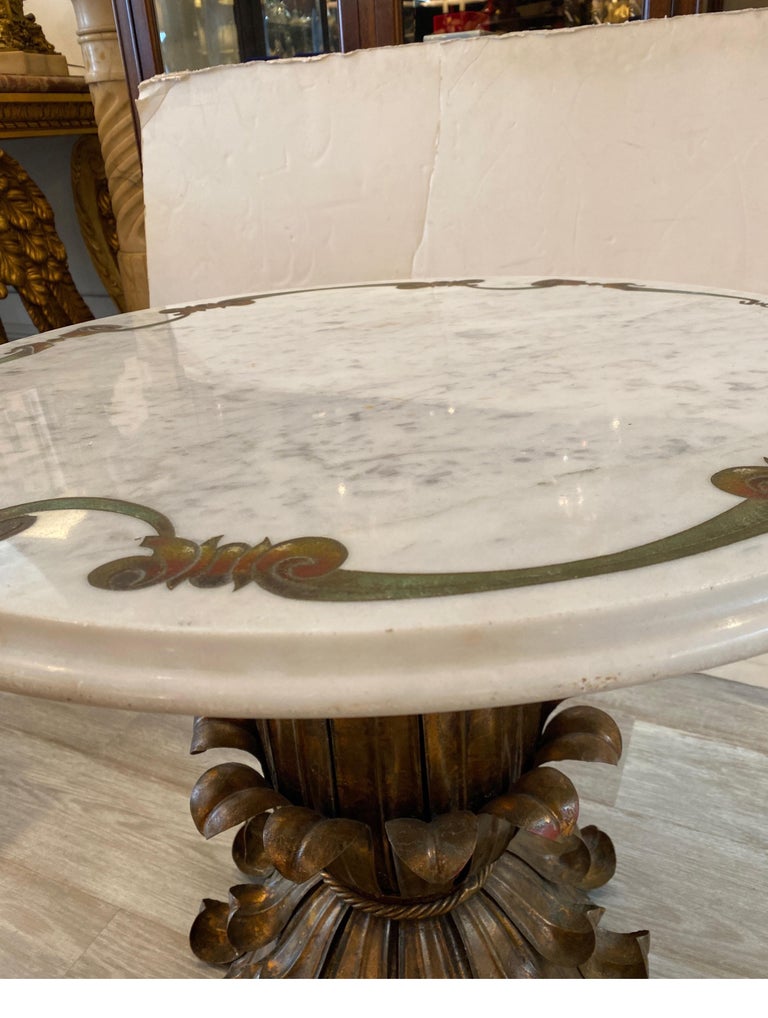 Hollywood Regency Italian Marble and Gilt Metal Side Table  For Sale 2