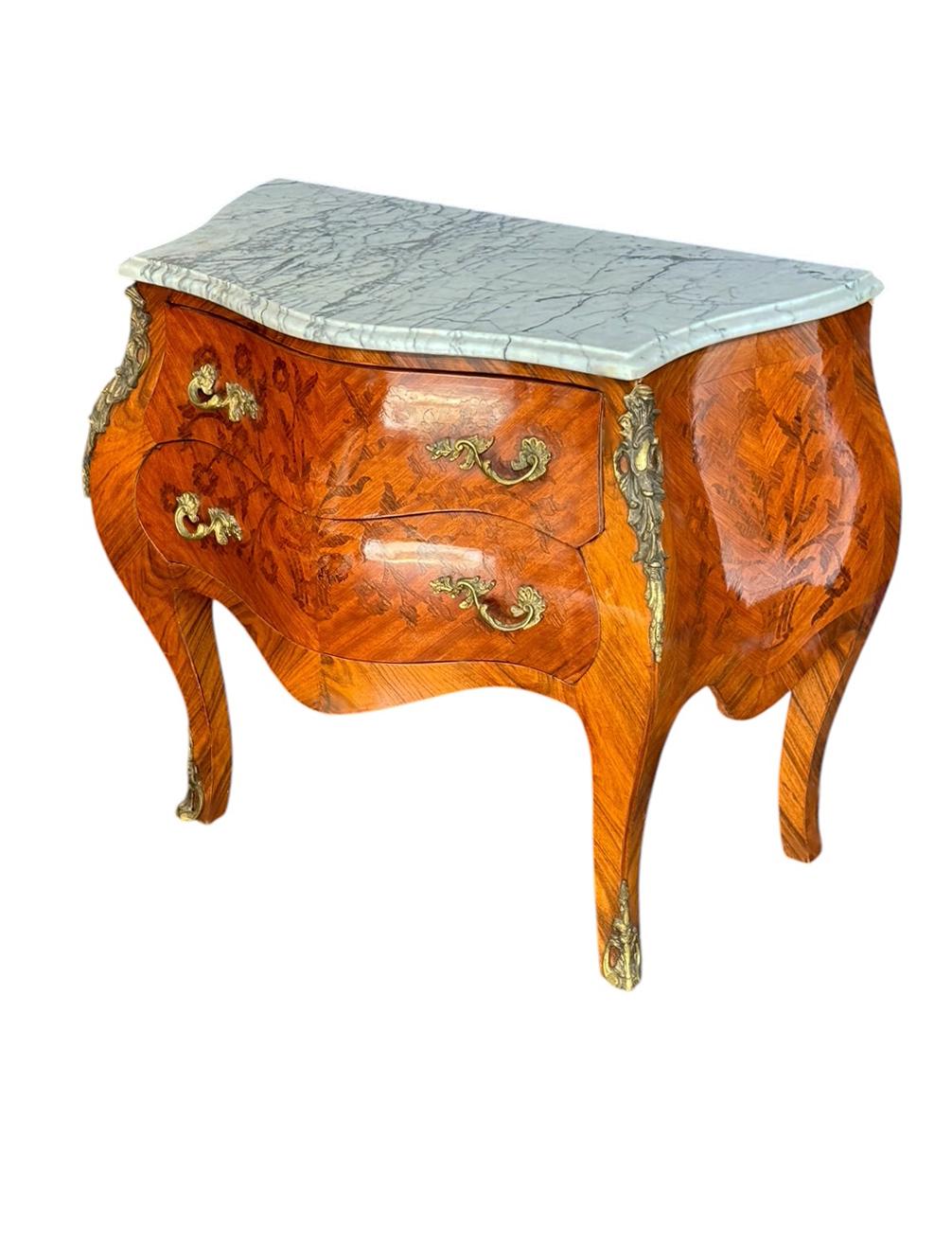 Hollywood Regency Italian Marble Commode or Chest of Drawers Louis XV Style For Sale 2