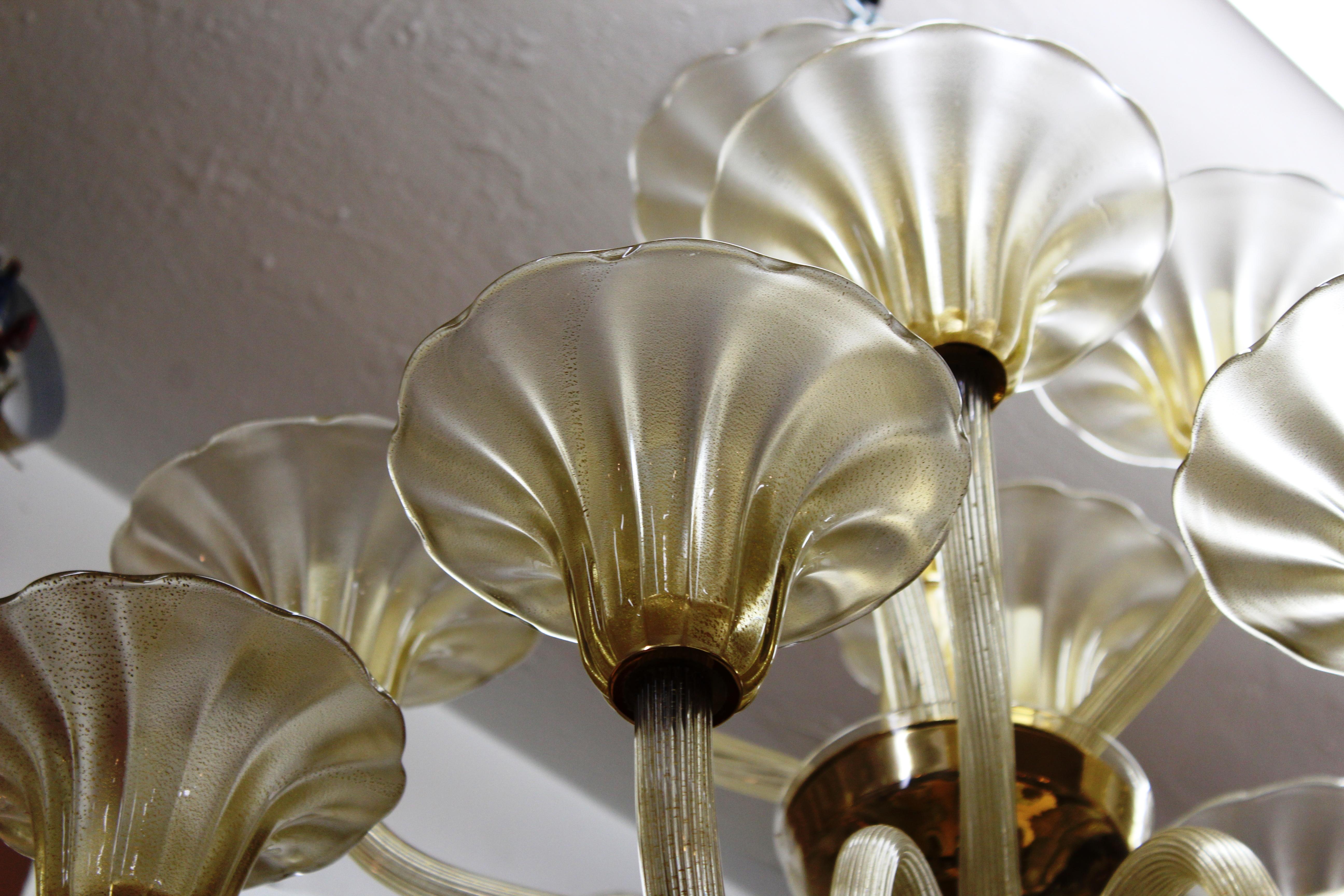 Hollywood Regency Italian Murano Glass Chandelier In Good Condition In New York, NY