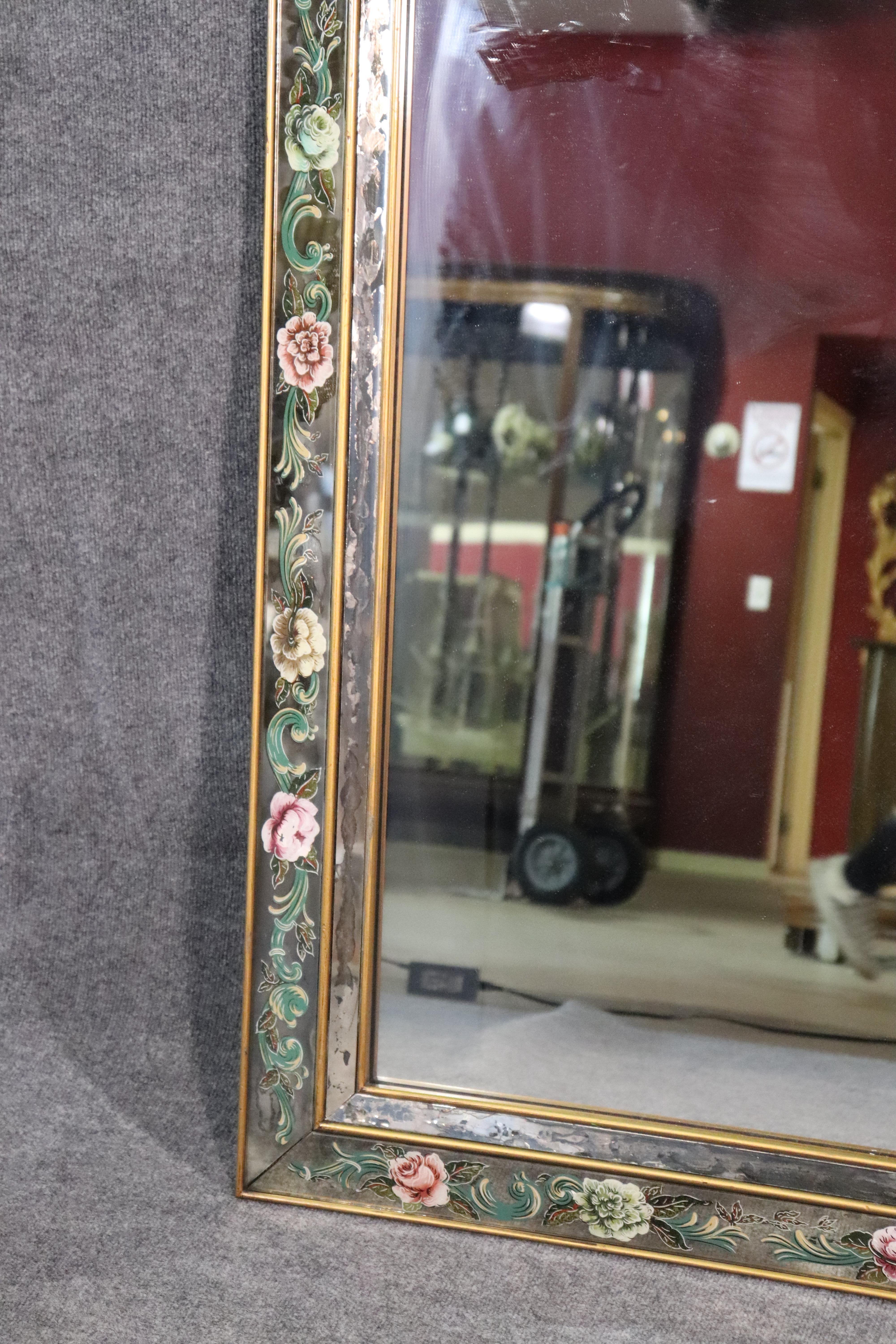 Mid-20th Century Hollywood Regency Italian Paint Decorated Églomisé Cushion Mirror, circa 1950