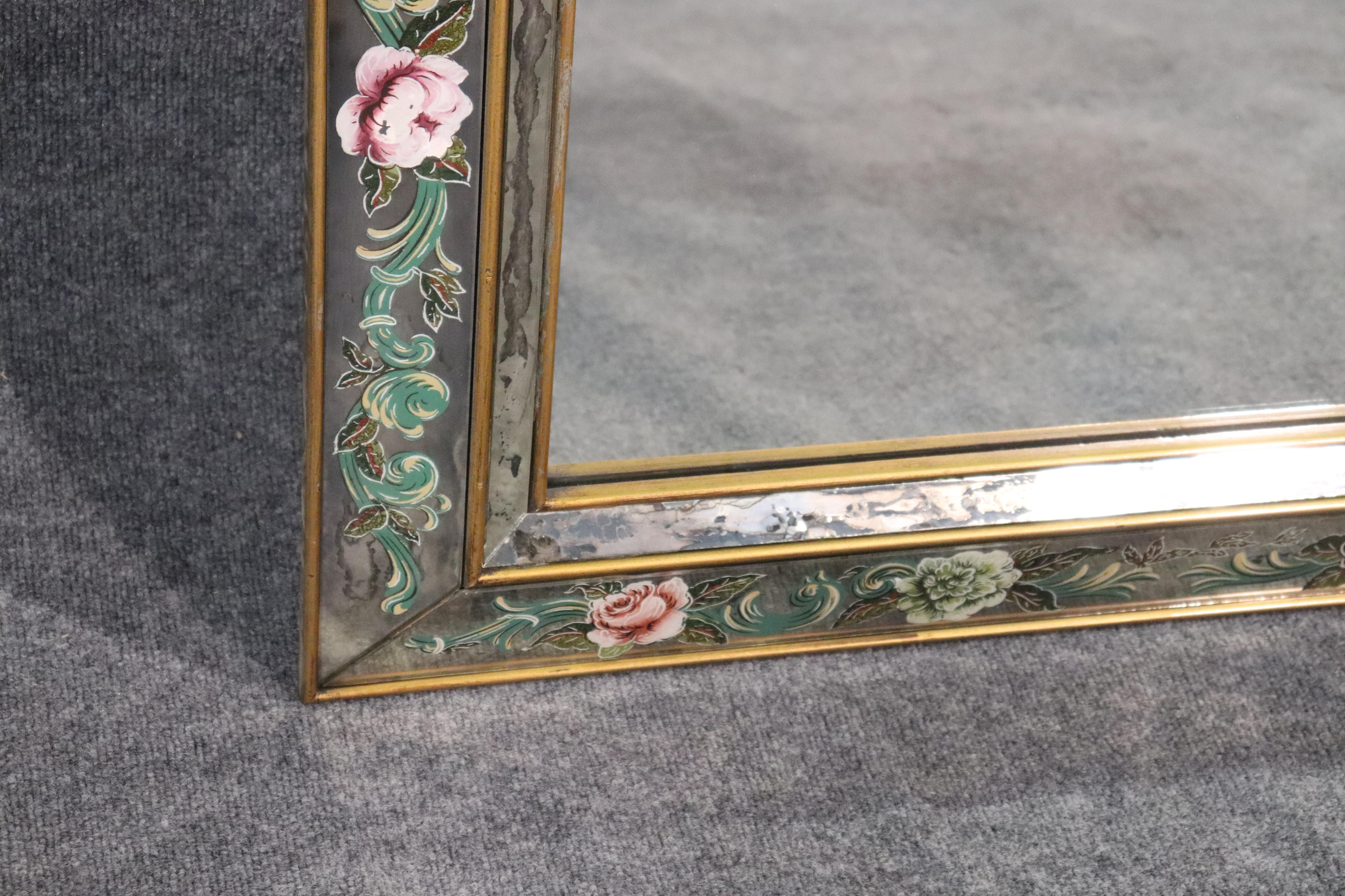 Hollywood Regency Italian Paint Decorated Églomisé Cushion Mirror, circa 1950 2