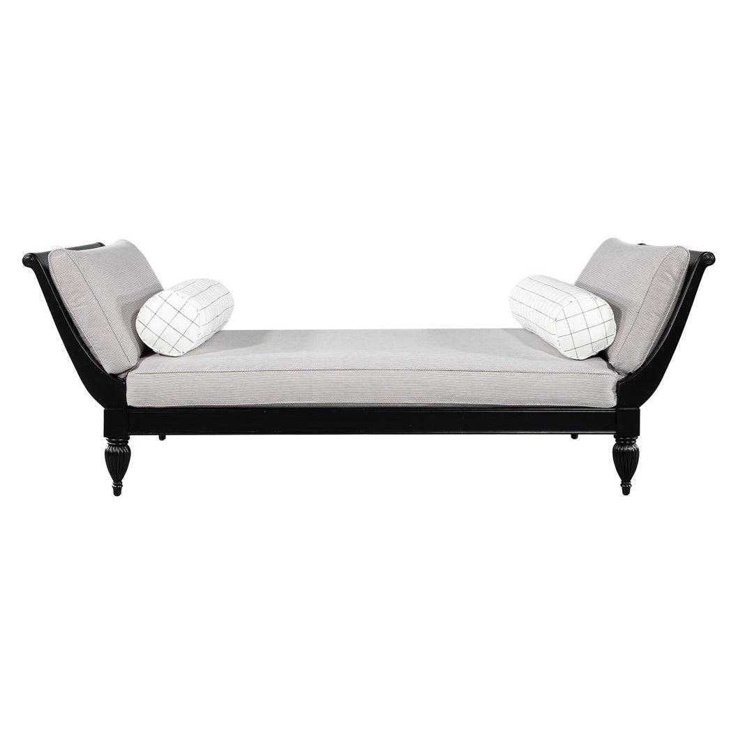 Tumbona Estilo Italiano Hollywood Regency en Negro