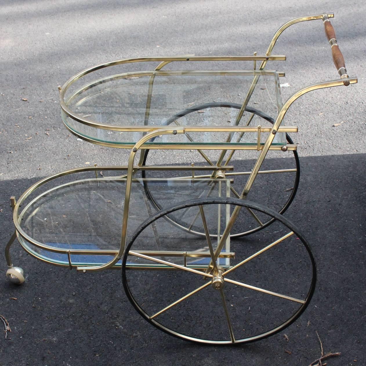 Mid-20th Century Hollywood Regency Italian Two-Tier Brass Bar Cart or Tea Trolley