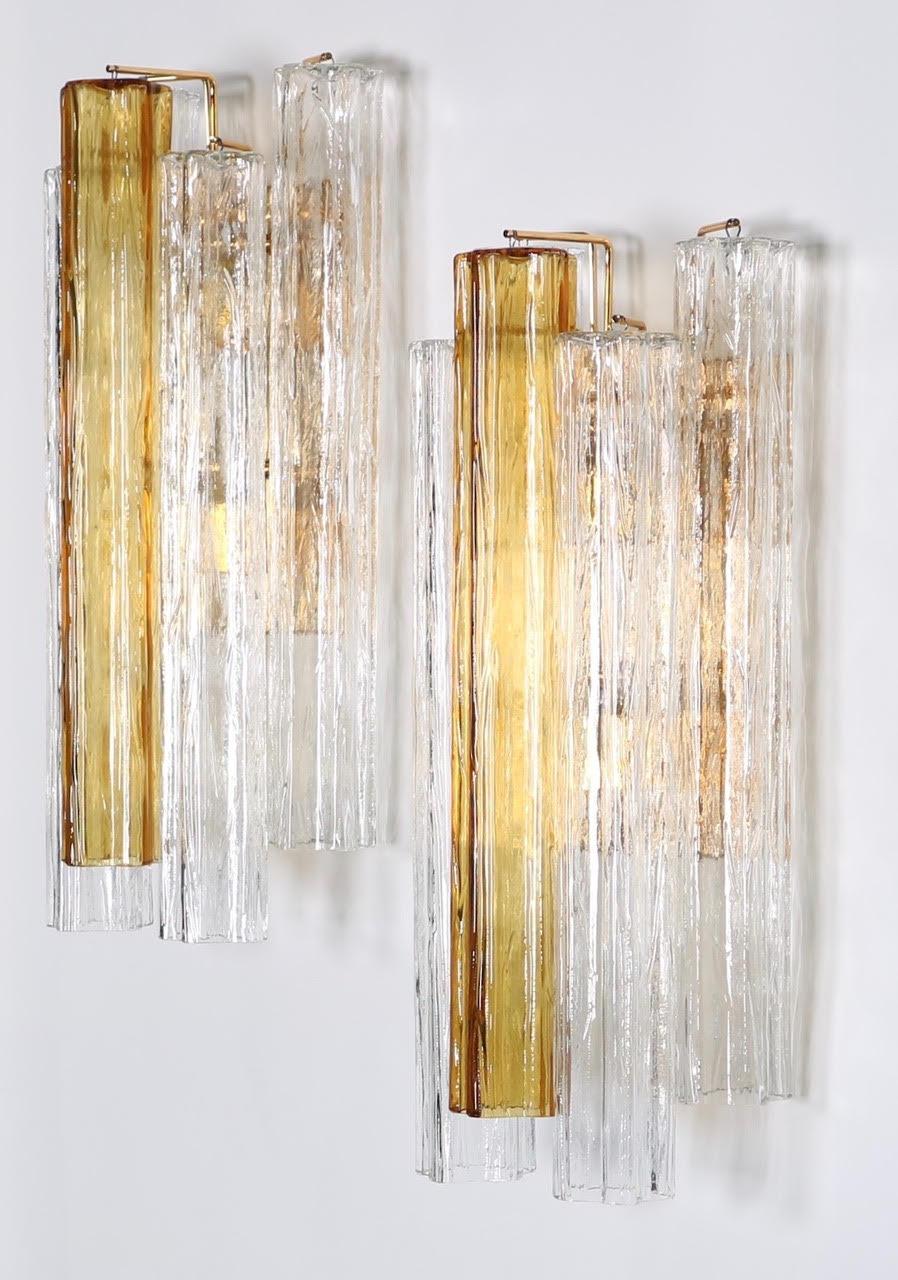 Hollywood Regency Italian Venini Tronchi Glass Sconce in Clear and Amber Glass In Good Condition In New York, NY