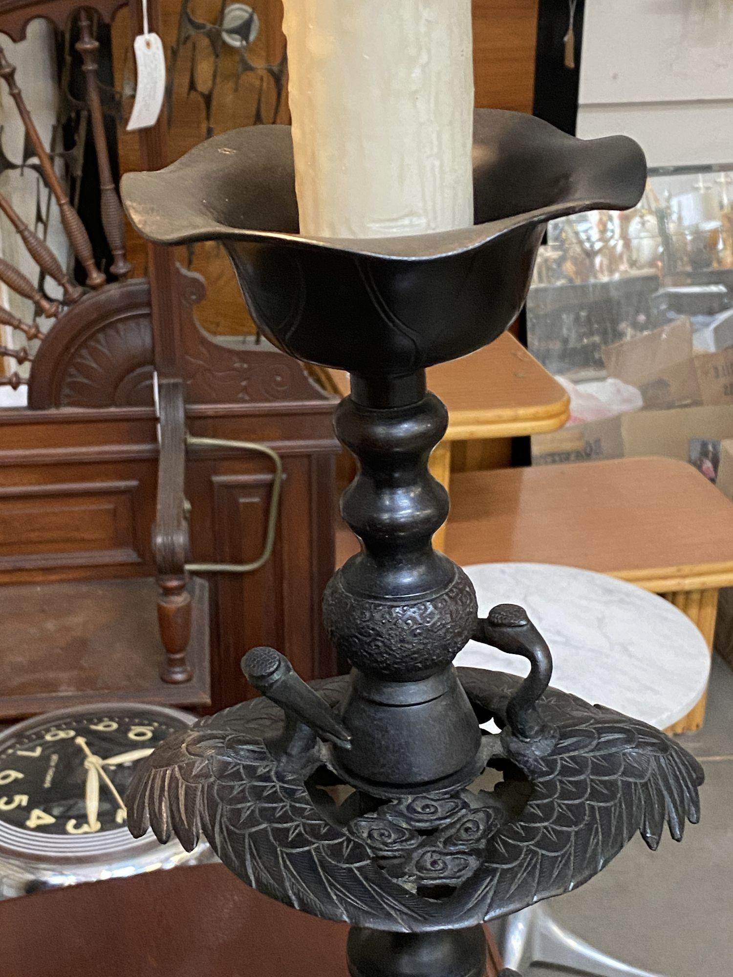Lampe de table de style chinois Hollywood Regency en bronze de style James Mont en vente 5