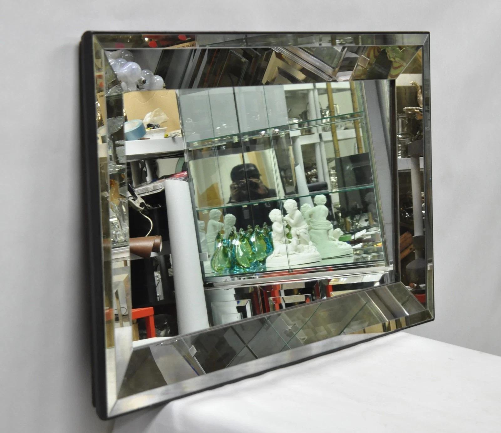 Specchio da parete in vetro fumè in stile Hollywood Regency James Mont in vendita 10