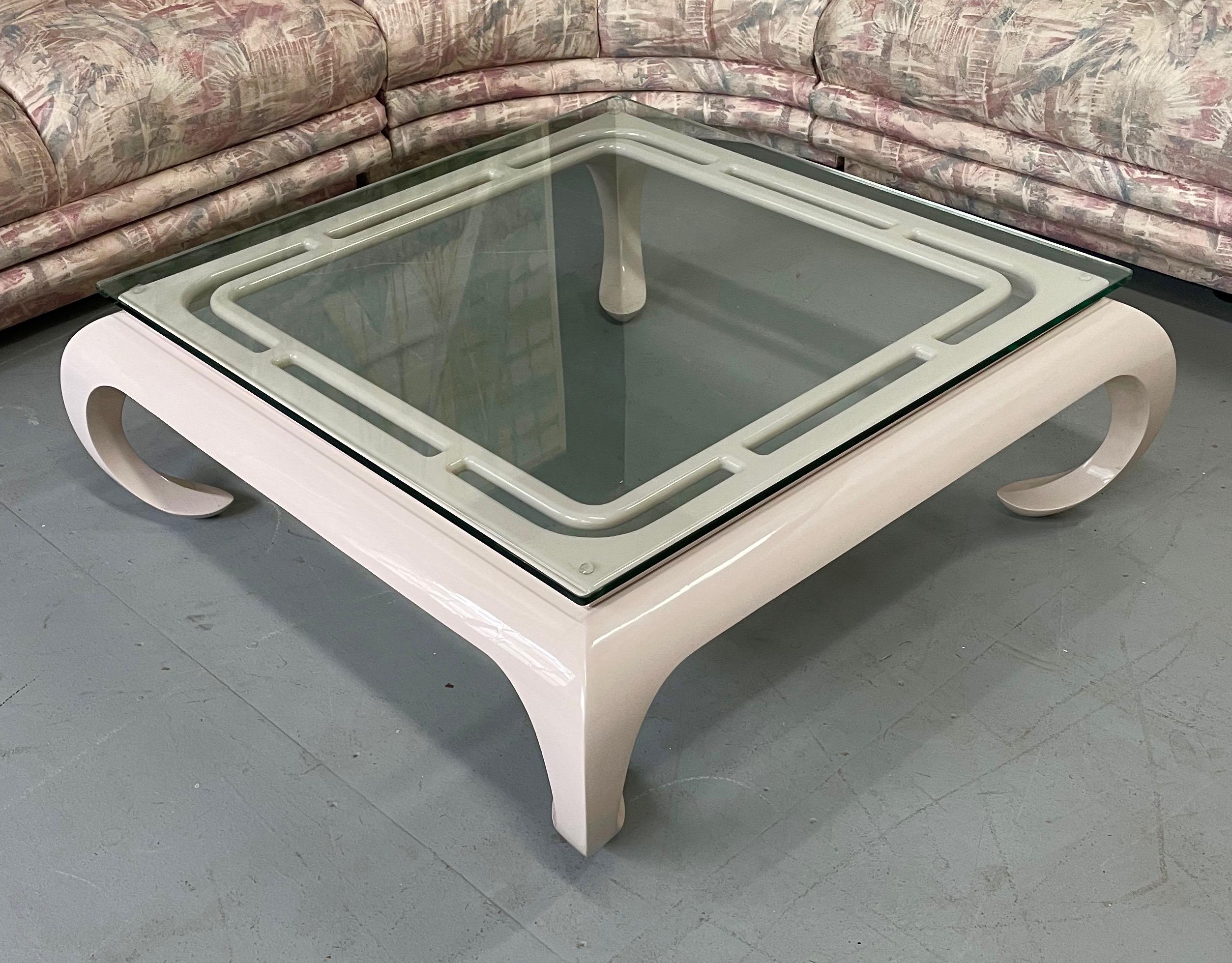 North American Hollywood Regency Lacquered Asian Influenced Coffee Table in Dusty Rose For Sale