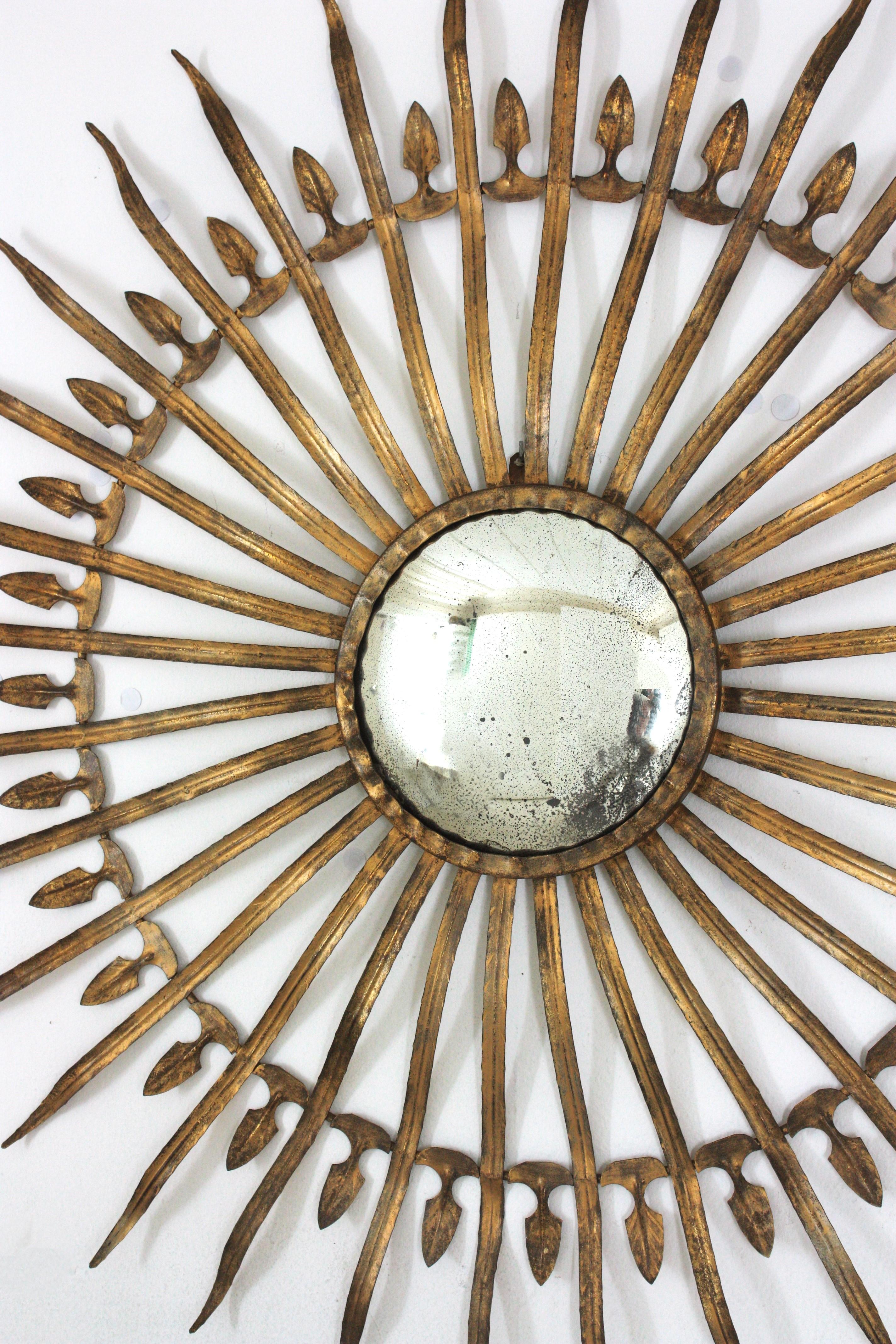 Hollywood Regency Large Convex Starburst Sunburst Mirror in Gilt Iron For Sale 3