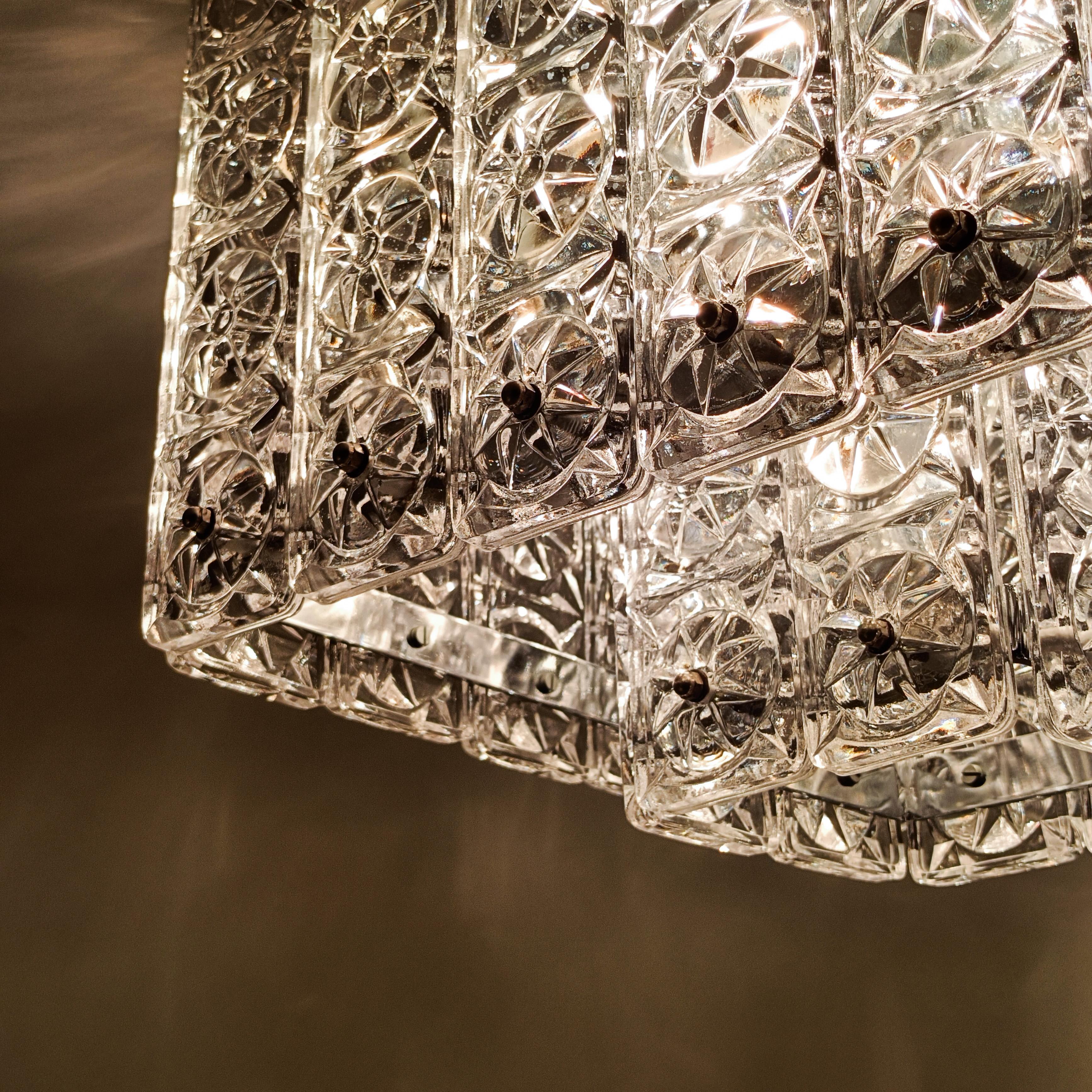 Hollywood Regency. Grande boîte d'encastrement en cristal de Kinkeldey, Allemagne, années 1970 en vente 7