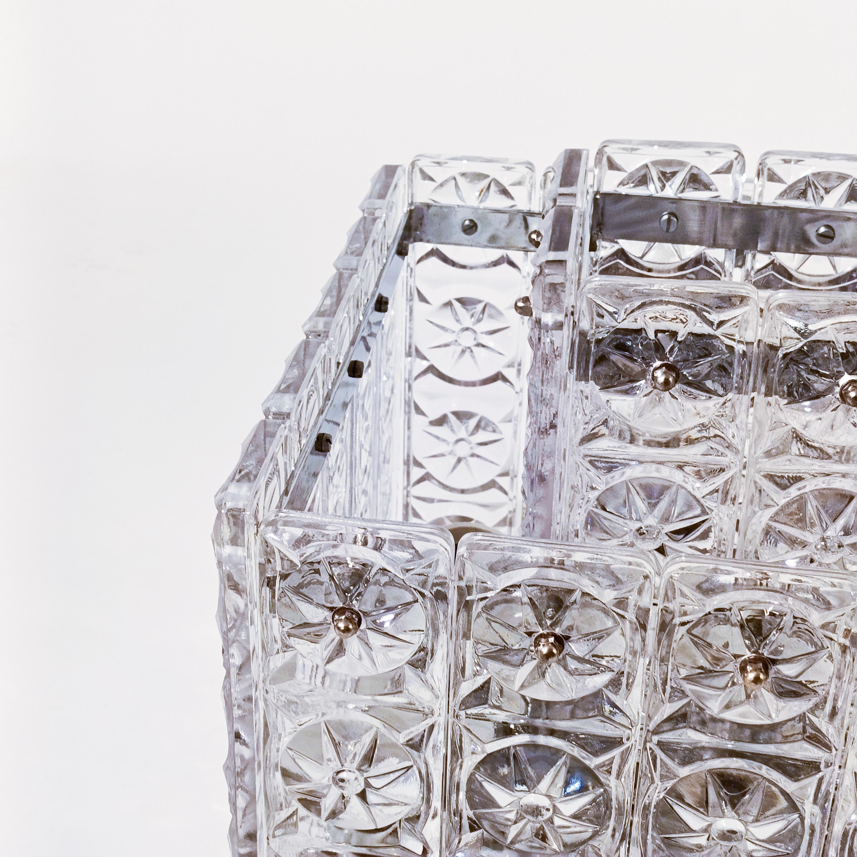 Hollywood Regency. Grande boîte d'encastrement en cristal de Kinkeldey, Allemagne, années 1970 en vente 11