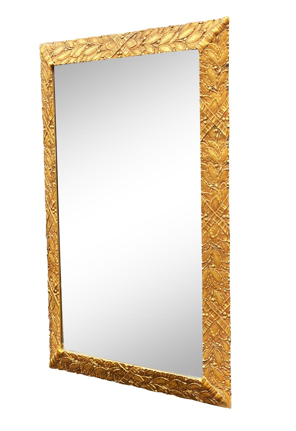 Hollywood Regency Large Italian Rectangular Mirror in Gold Gilded Carved Wood In Good Condition For Sale In Philadelphia, PA