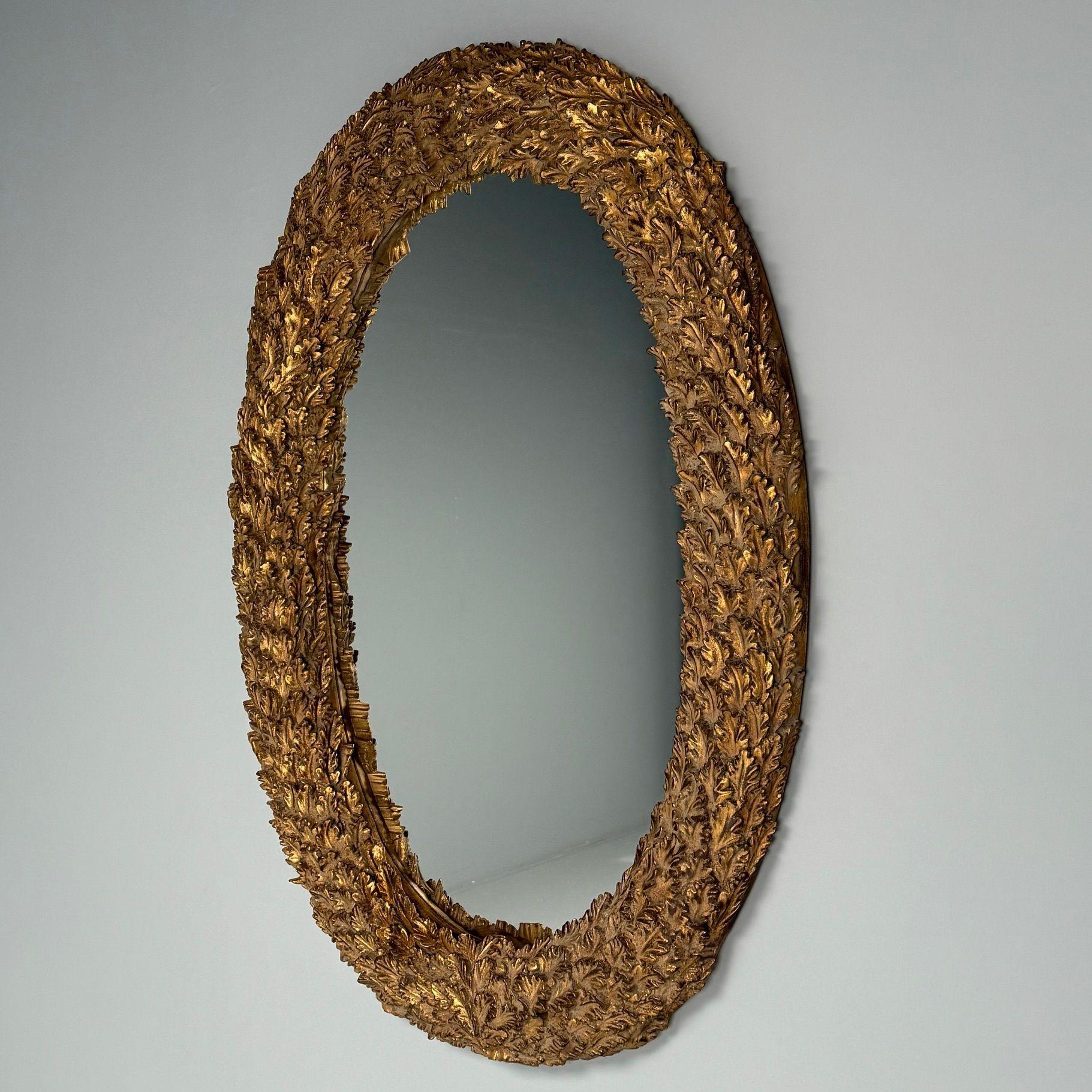 XXIe siècle et contemporain Grands miroirs muraux ovales Hollywood Regency, bois doré sculpté et motif de feuilles, 21e siècle en vente