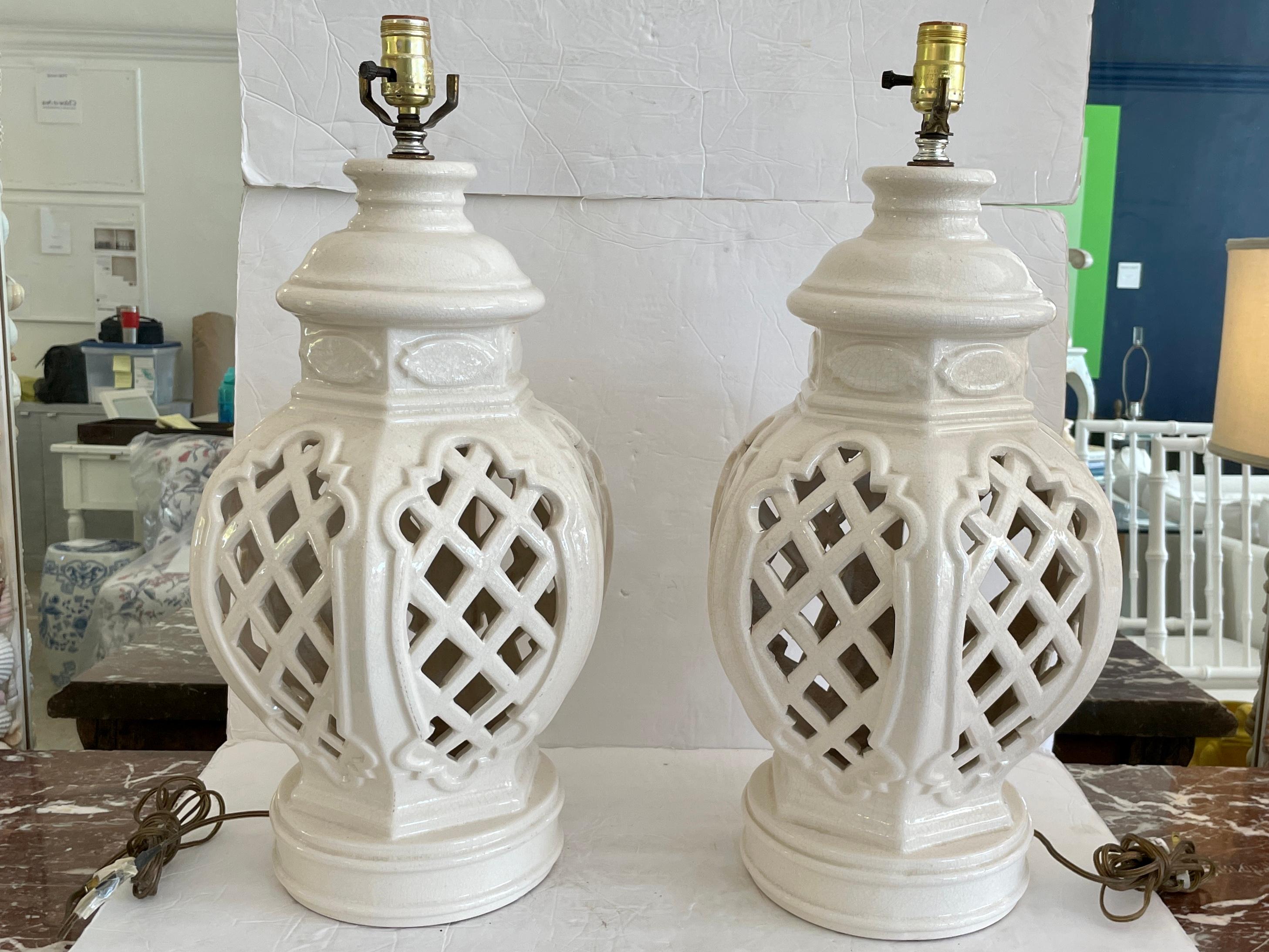 Ceramic Hollywood Regency Lattice Ginger Jar Table Lamps, a Pair For Sale