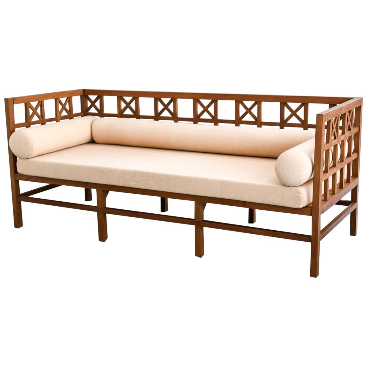 Vintage Hollywood Regency Sofa at 1stDibs