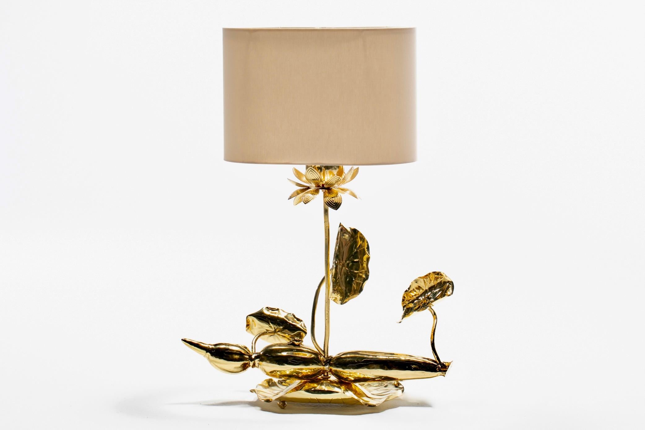 Hollywood Regency Lotusblumenlampe aus poliertem Messing von Feldman um 1960 im Angebot 9