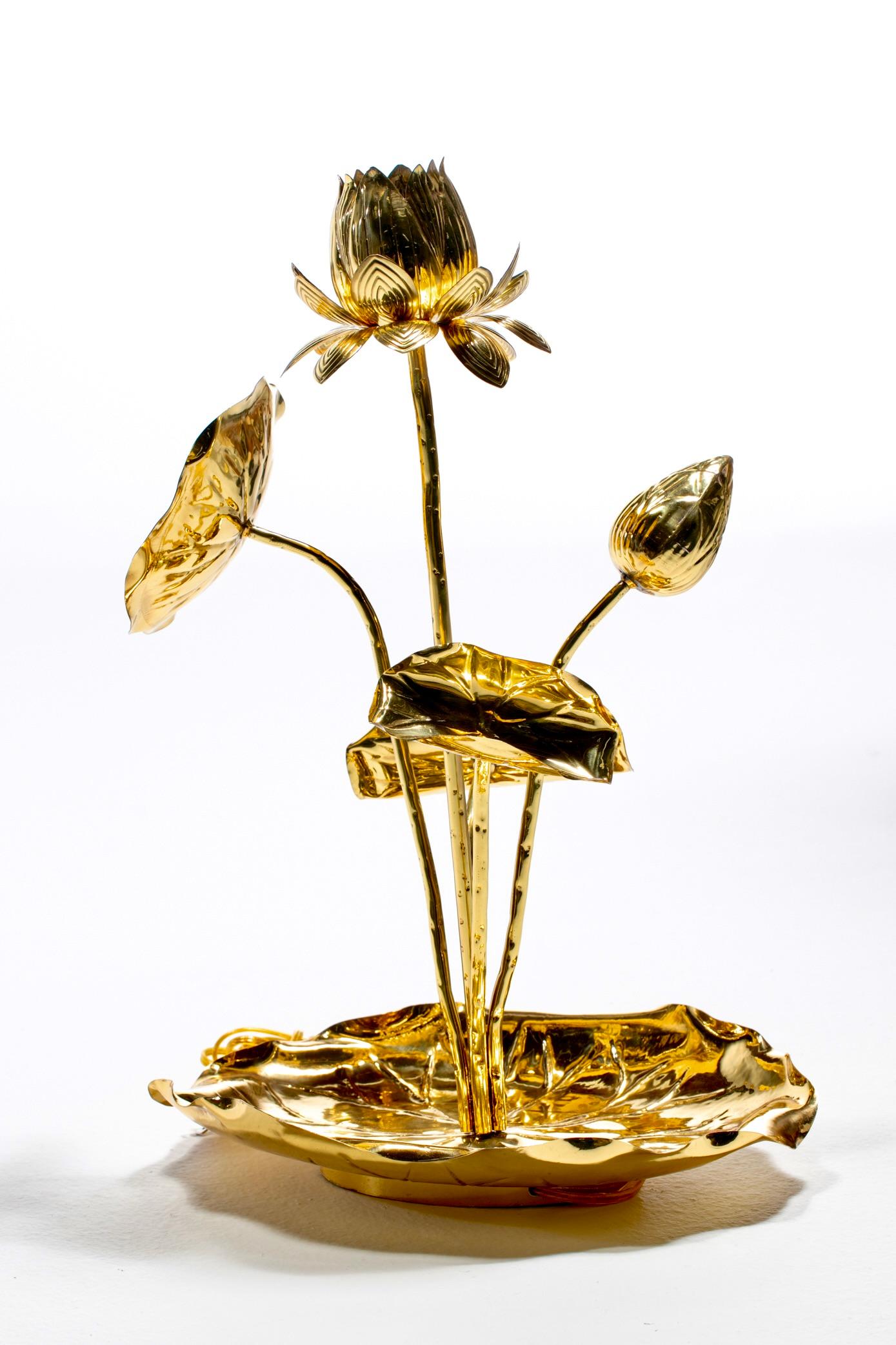 Hollywood Regency Lotus Flower Lamp in Polished Brass by Feldman c. 1960 For Sale 11