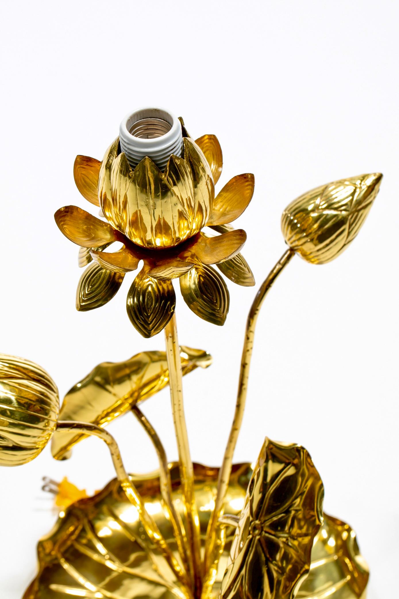 Hollywood Regency Lotusblumenlampe aus poliertem Messing von Feldman um 1960 im Angebot 1