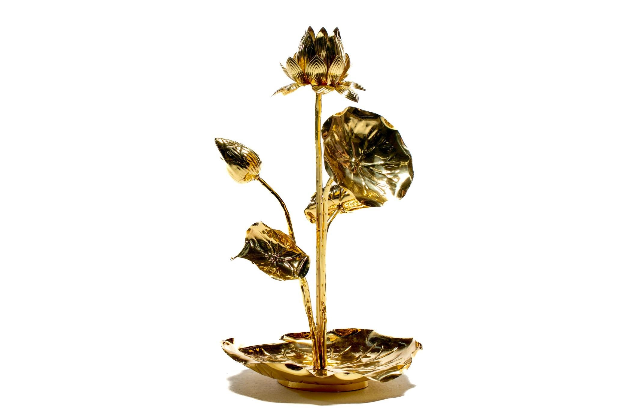 Hollywood Regency Lotus Flower Lamp in Polished Brass by Feldman c. 1960 For Sale 1