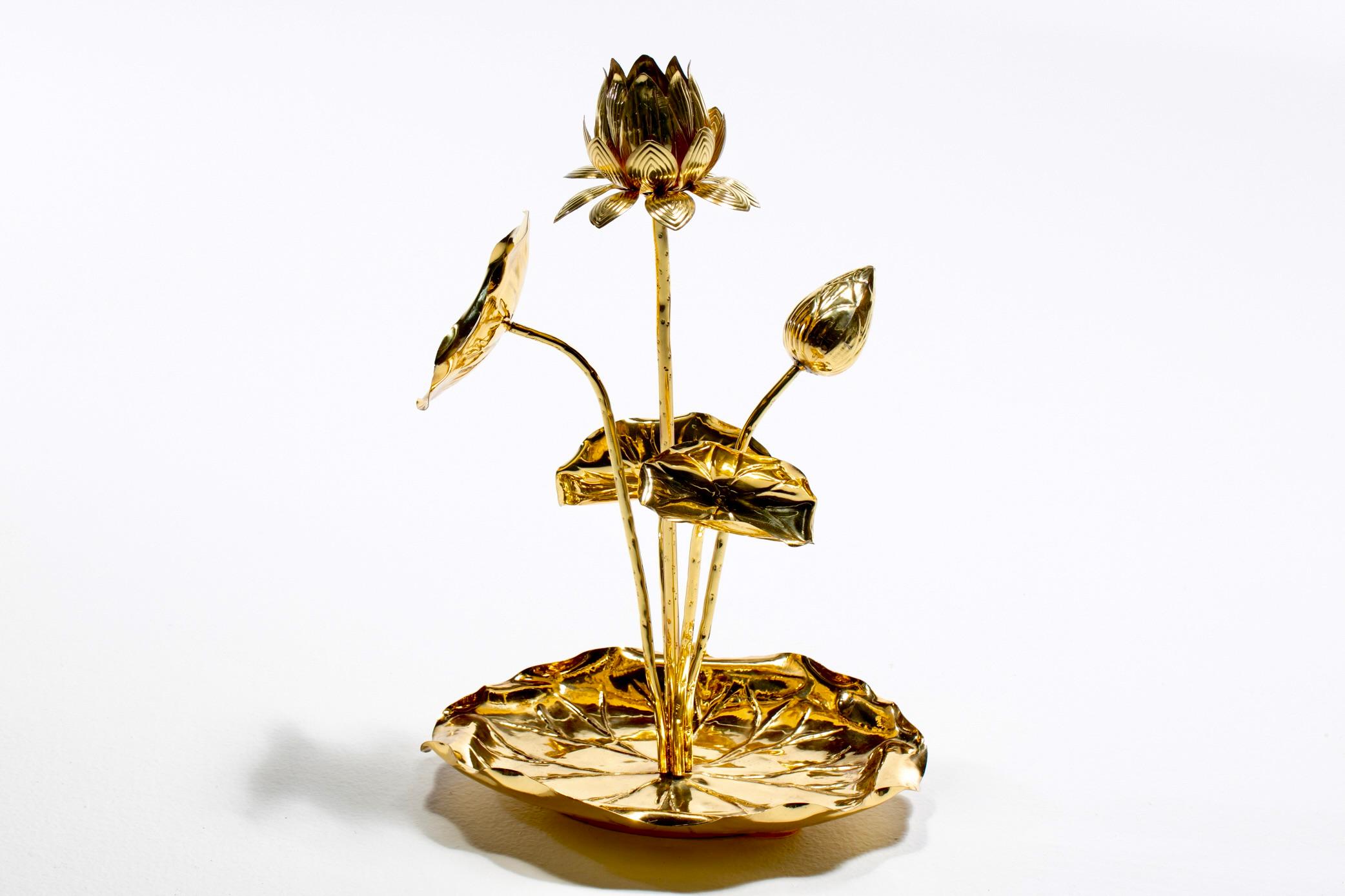 Hollywood Regency Lotus Flower Lamp in Polished Brass by Feldman c. 1960 For Sale 3