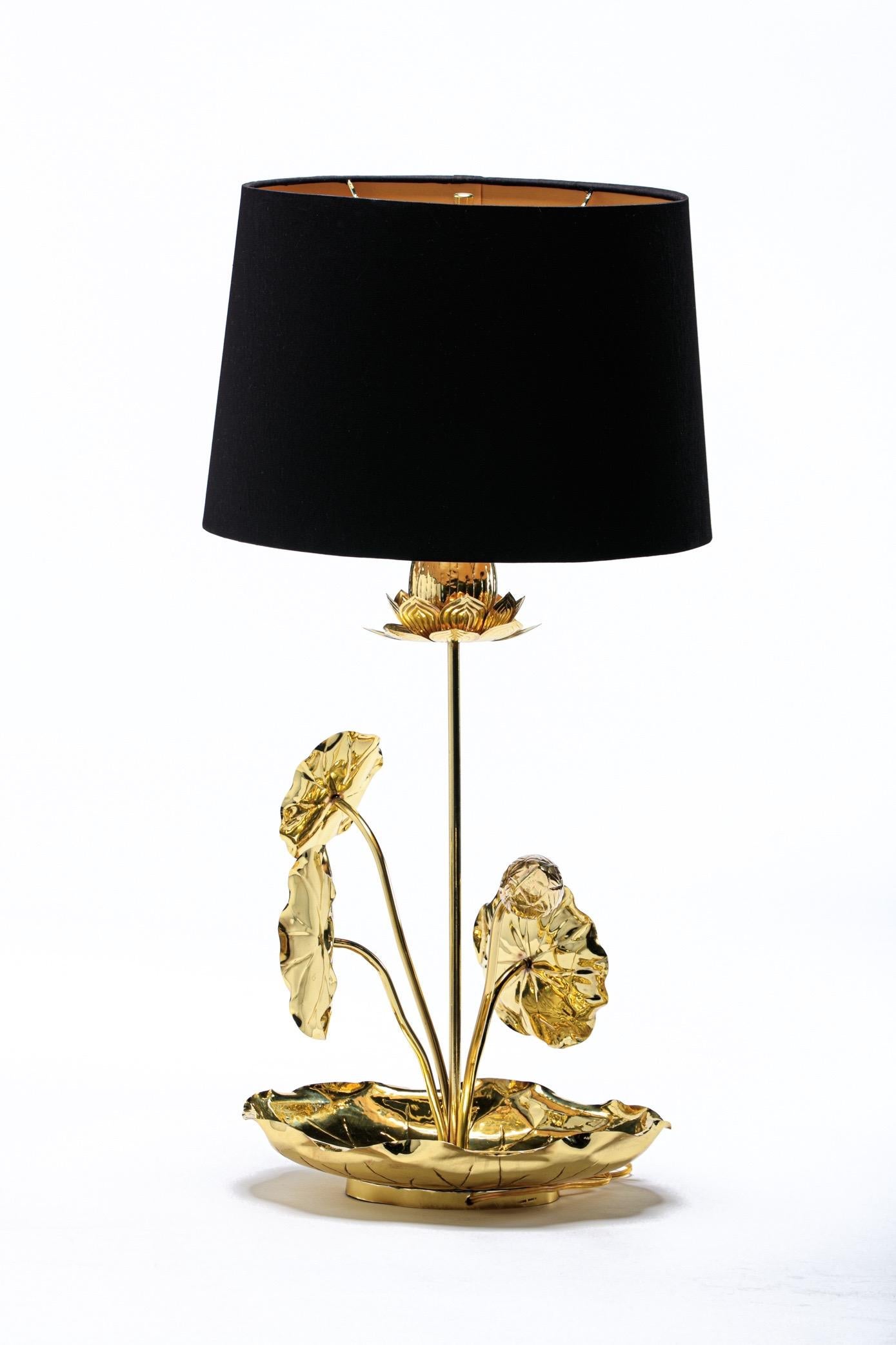 Hollywood Regency Lotus Flower Lamp in Polished Brass by Feldman c. 1960 For Sale 1