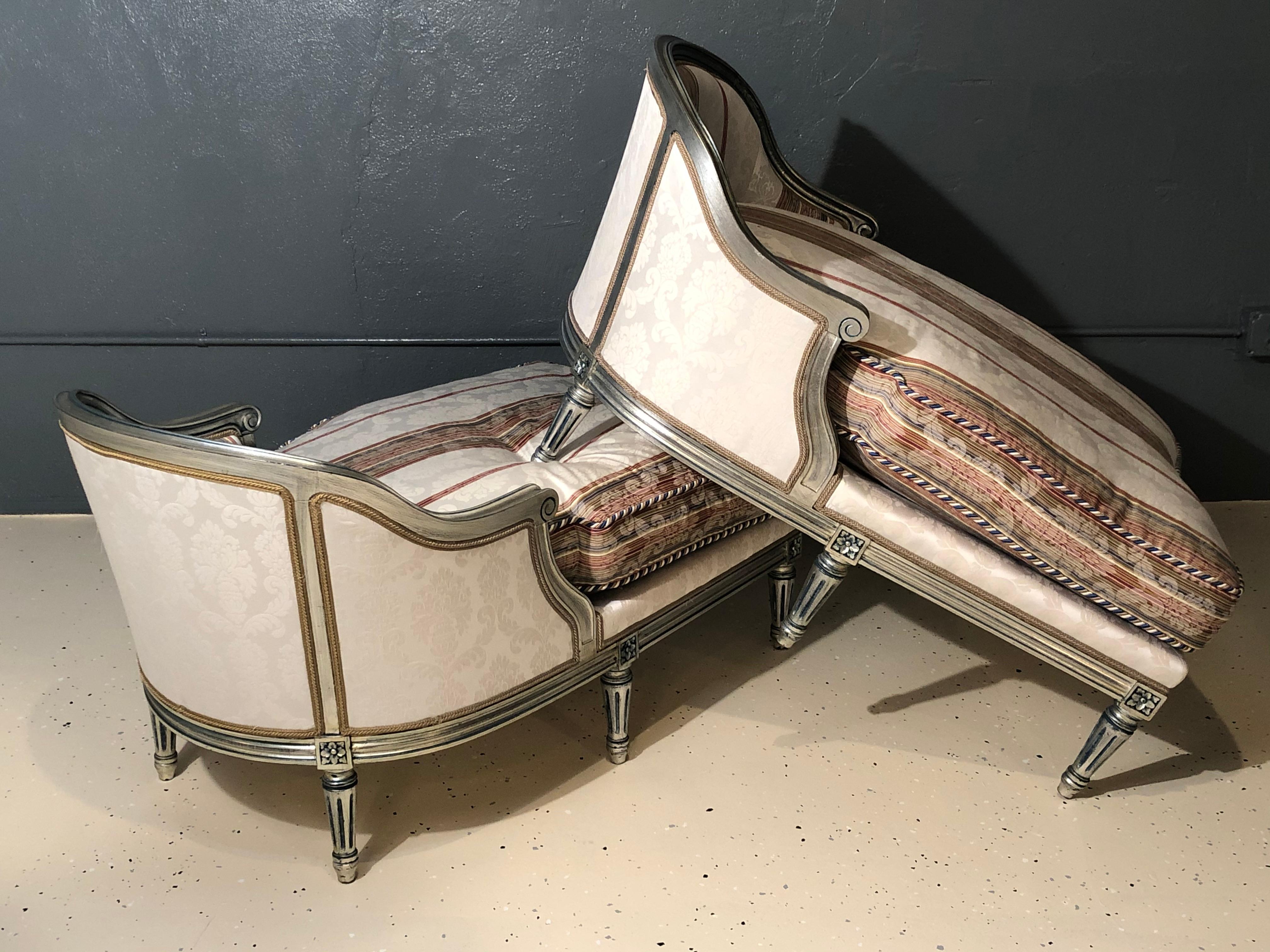Jansen Inspired, Hollywood Regency, Chaise Louges, Painted Wood, Silver, 1950s For Sale 8