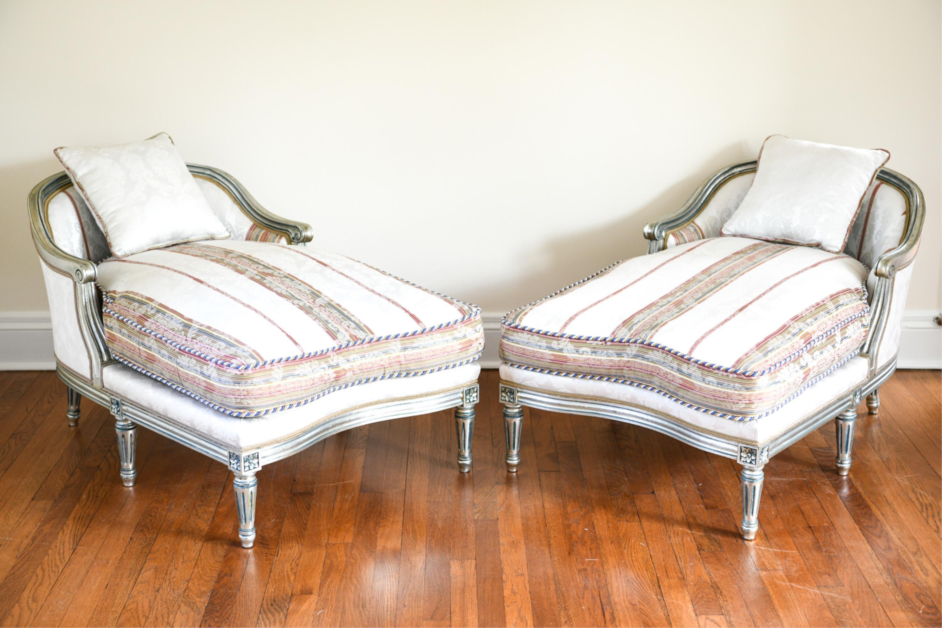 Jansen Inspired, Hollywood Regency, Chaise Louges, Painted Wood, Silver, 1950s For Sale 1