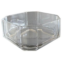 Hollywood Regency Lucite Bowl in the style of Dorothy Thorpe