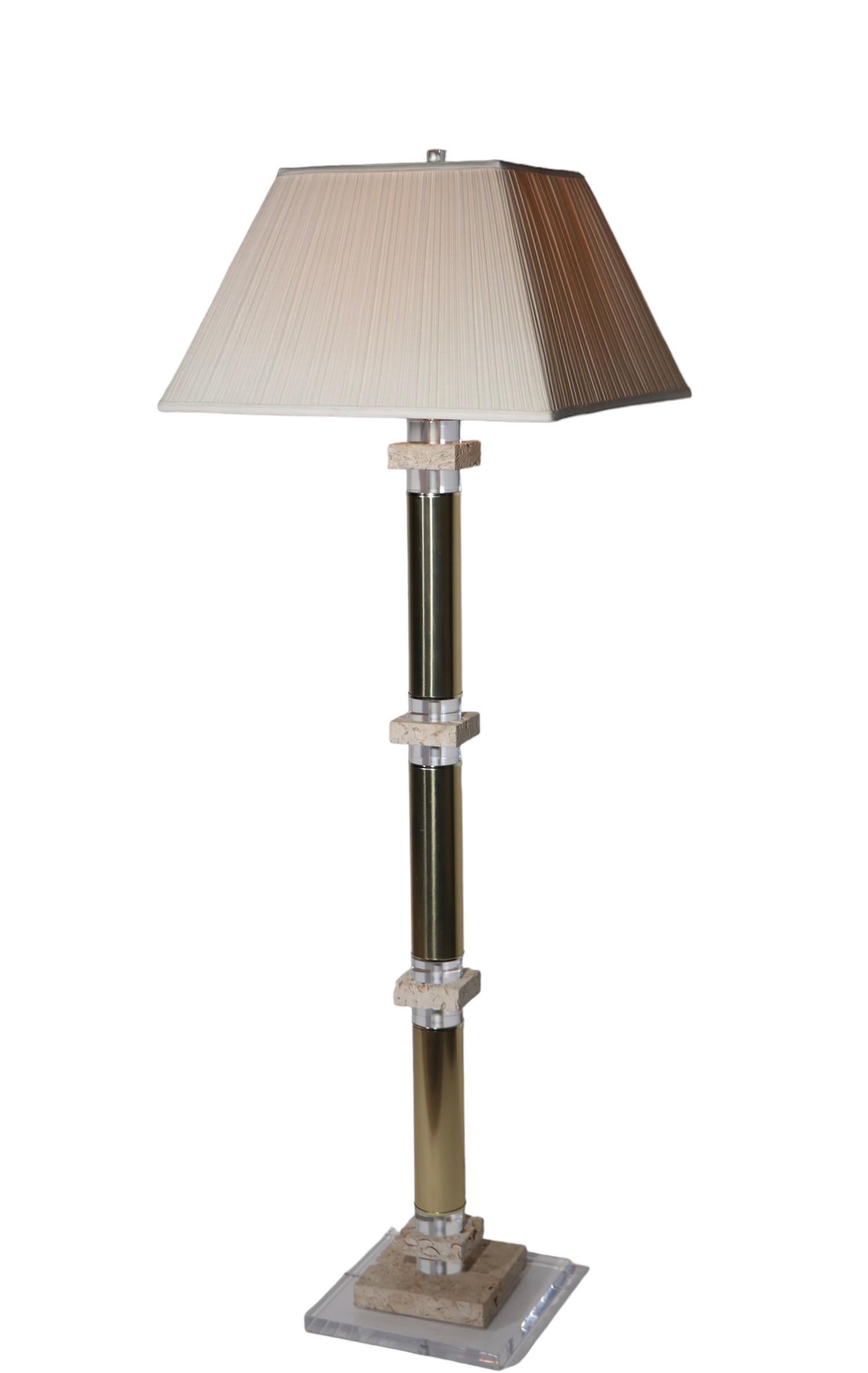 Hollywood Regency Lucite Brass Fossilized Stone  Floor Lamp c. 1970/1980's For Sale 5