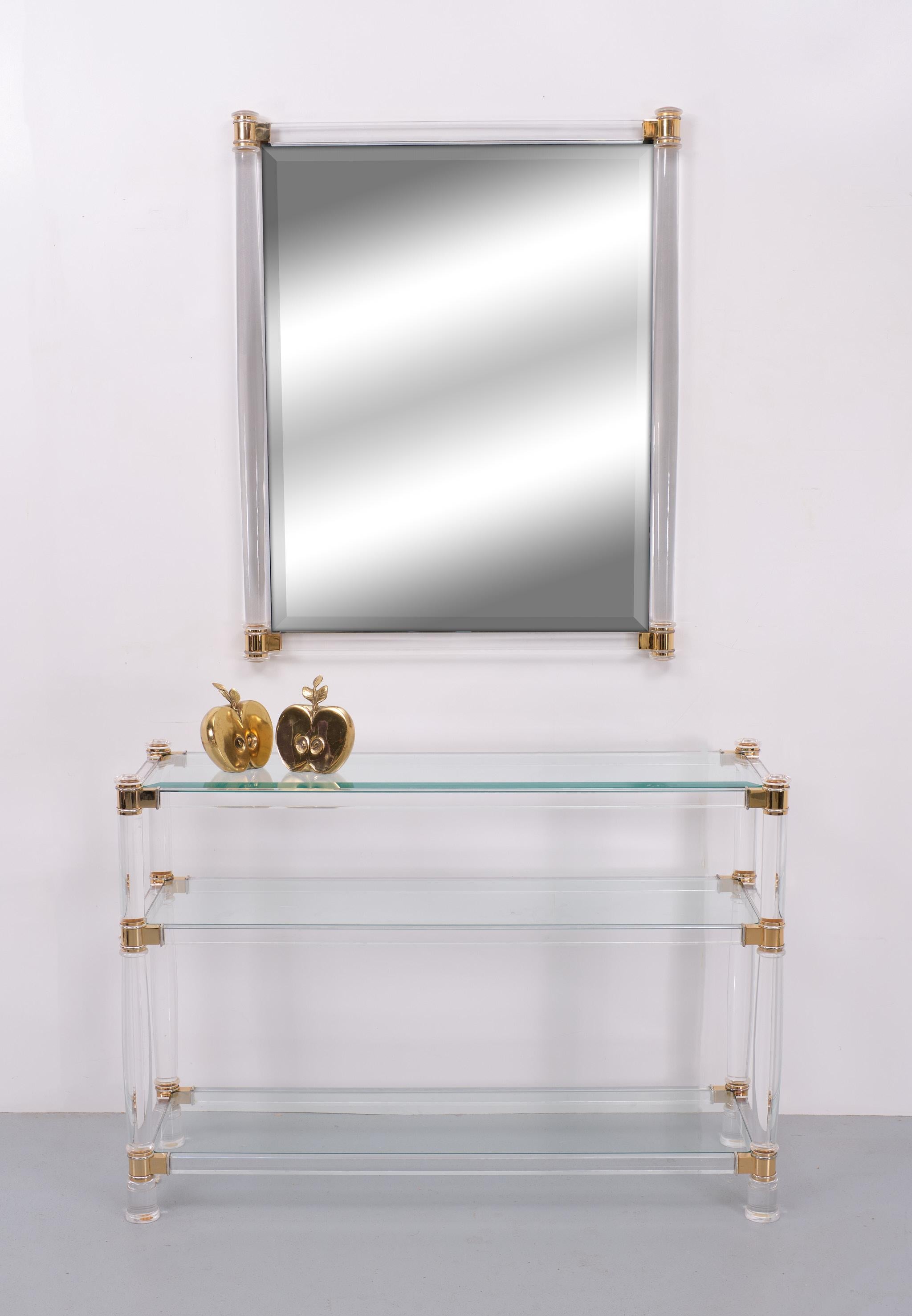 French Hollywood Regency  Lucite Console table and Mirror 1970s France  For Sale