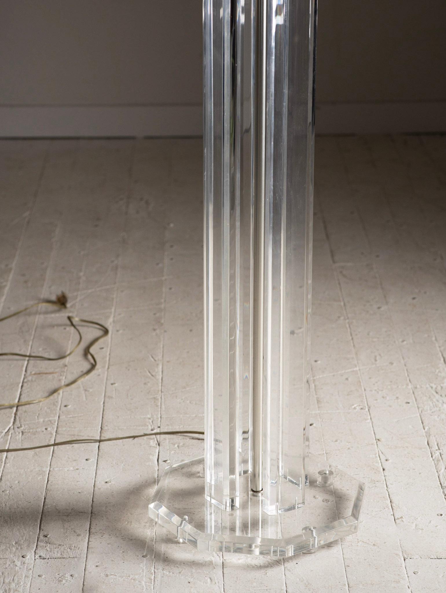 Hollywood Regency Lucite Floor Lamp In Good Condition In Brooklyn, NY